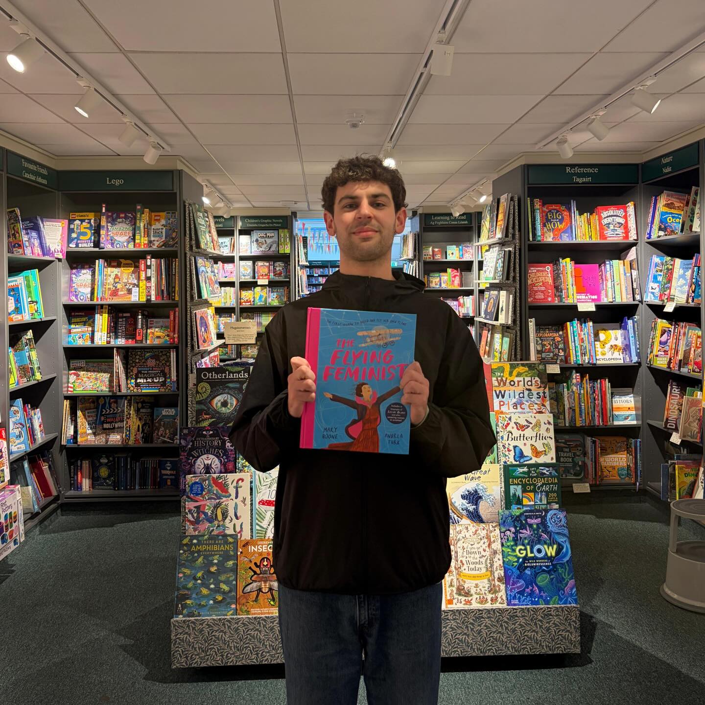 That feeling when your globetrotting son finds your new picture book in a Dublin bookstore. ❤️
It feels extra special because this book from Andersen Press released first in the UK. You can look for it in the states in May!
#picturebook #bookstagram #kidlit #nonfictionforkids #bestsongever