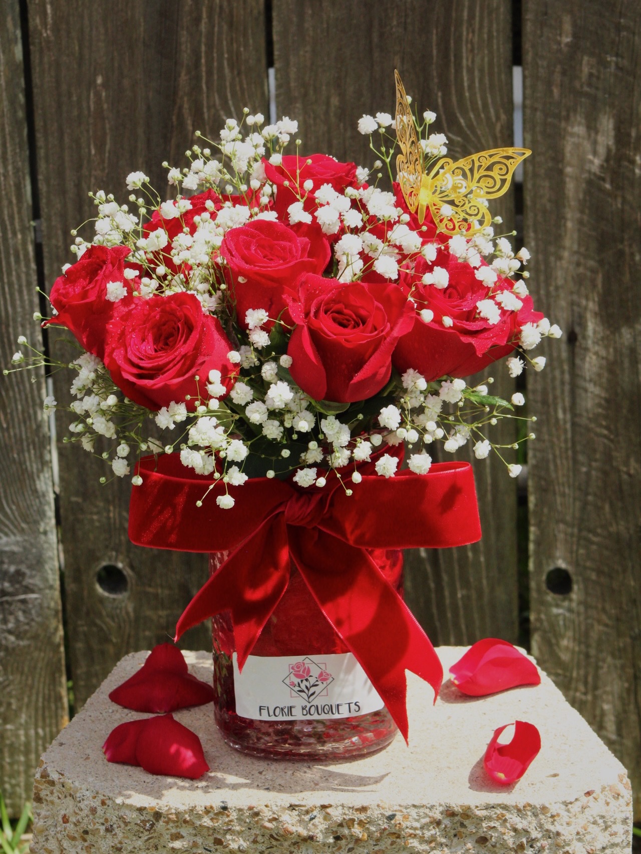 Stop scrolling… this is your sign 🌹❤️
The perfect romantic surprise is right here.
Fresh red roses, handcrafted in a luxury design that says everything you feel 💐
✨ Same-day delivery available
✨ Limited quantities today
Don’t wait until it’s too late…
Order now before we sell out.
📍Houston | Richmond | Katy
🌐 floriebouquets.com
📲 +1 (832) 884-8238
#HoustonFlorist #HoustonRoses #LuxuryBouquets #FlowerDeliveryHouston #RichmondTX