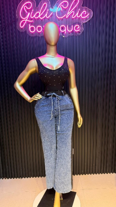 “NEW ARRIVALS ..!!! 👗💃 “
🔍PANTS
SIZE : S, M, L
PRICE:N35,000
🔍TANK TOP
SIZE US : S, M, L
SIZE UK : 8, 10, 12
PRICE: N14,000
AVAILABLE IN-STORE & ONLINE
HOW TO SHOP:
-SEND A DIRECT MESSAGE ON INSTAGRAM
-TELESALES AMUWO:08055190362
-TELESALES SURULERE:08055190368
WALK IN AMUWO: APPLE ESTATE PHASE 1,AMUWO ODOFIN.
WALK IN SURULERE: 27, ITIRE ROAD OPPOSITE COMMIT BUKKA.
#ootd #Dresses , #trendingreels #NewArrivals, #Womenfashion