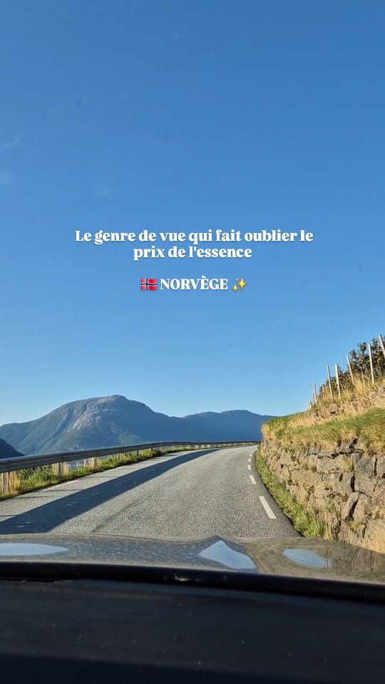 Viens je t'emmène sur les routes norvégiennes !
▪︎Un roadtrip en Norvège sur mesure, adapté à ton rythme
▪︎Si tu cherches un voyage sur mesure en Scandinavie, les routes norvégiennes sont incontournables. Cet été encore, j'ai pu traversé les fjords majestueux et les petits villages de pêcheurs des Lofoten.
▪︎Conduire sur la route des Troll, explorer les îles Lofoten, découvrir les glaciers reste une expérience unique pour tout amateur de nature sauvage mais aussi de vanlife.
▪︎ Vrai moment de déconnexion au cœur des paysages nordiques.
▪︎Je suis Travel Planner, spécialisée dans l'organisation de voyage sur mesure dans les Pays Nordiques. BIENVENUE 🌸
☕️Viens on discute de ton projet, et le devis est offert ! Lien pour l'appel découverte en bio ou sur mon site internet.