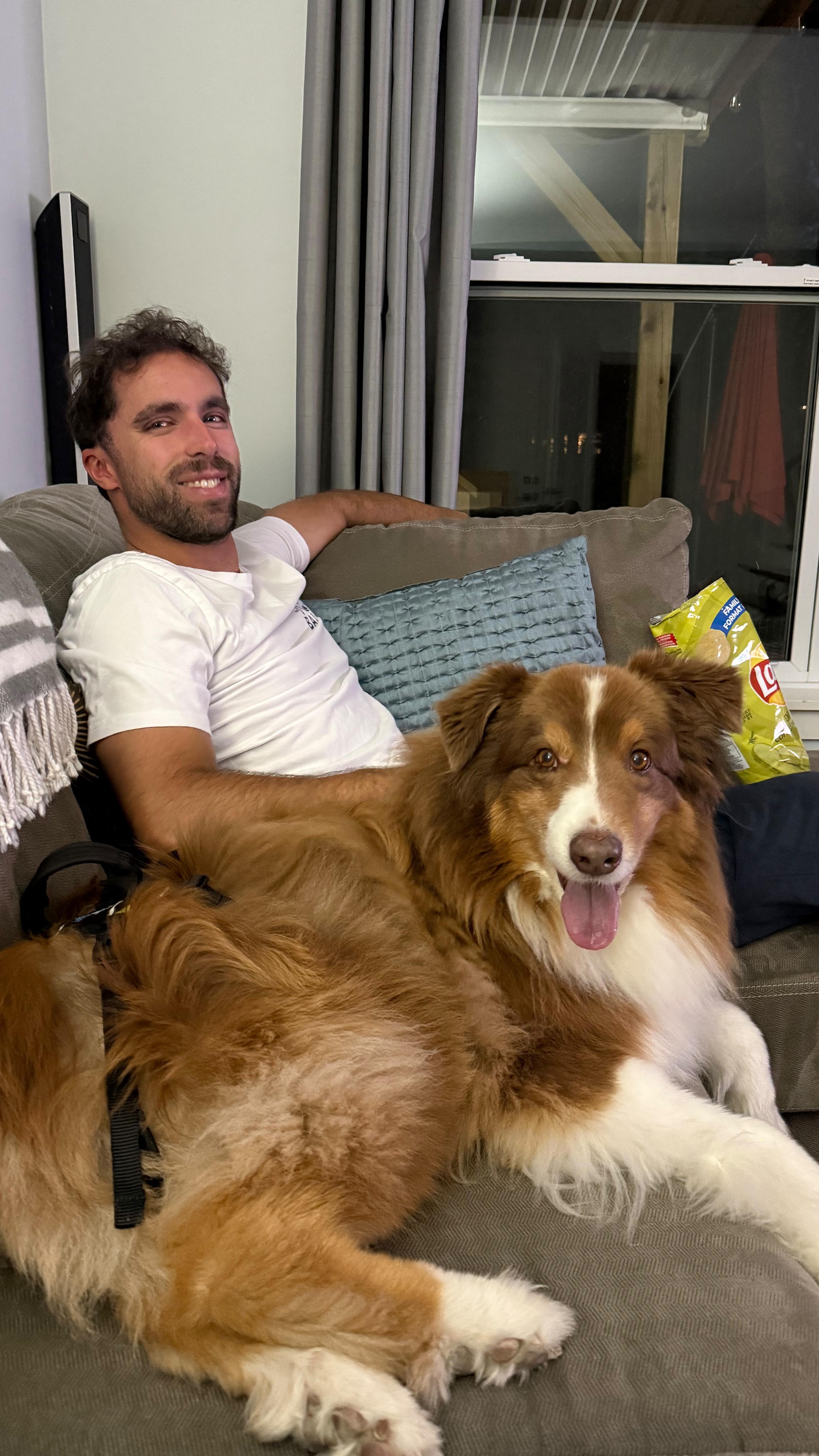 In this edition of 𝓙𝓪𝓬𝓴’𝓼 𝓔𝓷𝓭𝓵𝓮𝓼𝓼 𝓦𝓪𝓿𝓮, we’re honouring Jack’s deep love for animals - especially dogs. Jack never met a pup he didn’t adore. Friends’ dogs, family dogs, street dogs, hostel dogs - each one received his full attention and gentle care. You learn a lot about a person by how they treat dogs, and Jack’s true character shone through in every wag and nose boop: compassion, kindness and endless empathy.
Wherever he travelled, Jack sought out dogs. He’d snuggle with pups while visiting friends, treat family dogs like his own, and shower rescues and strays around the world with the love they deserve. There were trail-side hellos along his Camino, cuddles in little surf towns, and precious time at a special hostel/puppy shelter in Thailand. In Jack’s world, no dog was ever left out.
Jack’s recent roommate, Cooper, crossed the rainbow bridge this week. Jack loved Cooper fiercely - his phone was full of their photos and videos. We know they’re together again, taking long walks, snuggling, playing fetch, and basking in the sun. Luke even imagines Jack teaching Cooper to surf now!
Jack showed us how to love and connect. His love for our pets made us love him even more.
