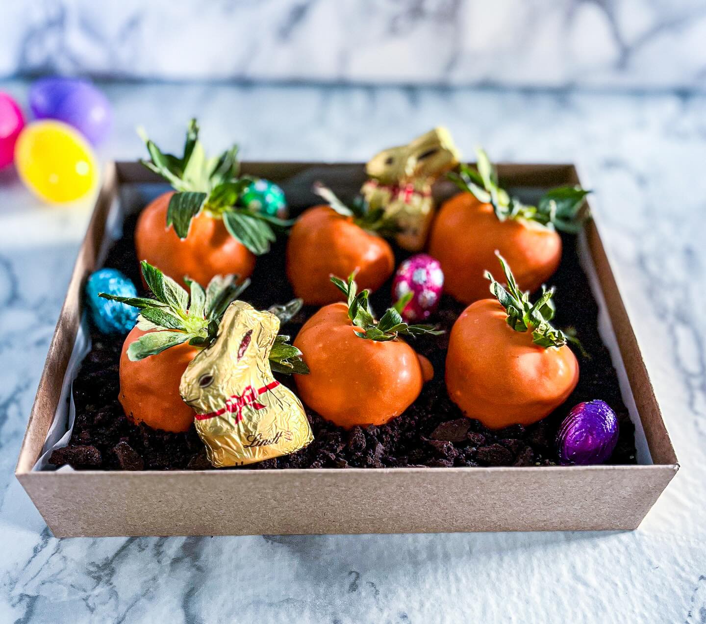 Looks like carrots… tastes like chocolate covered strawberries 🥕🍫🍓