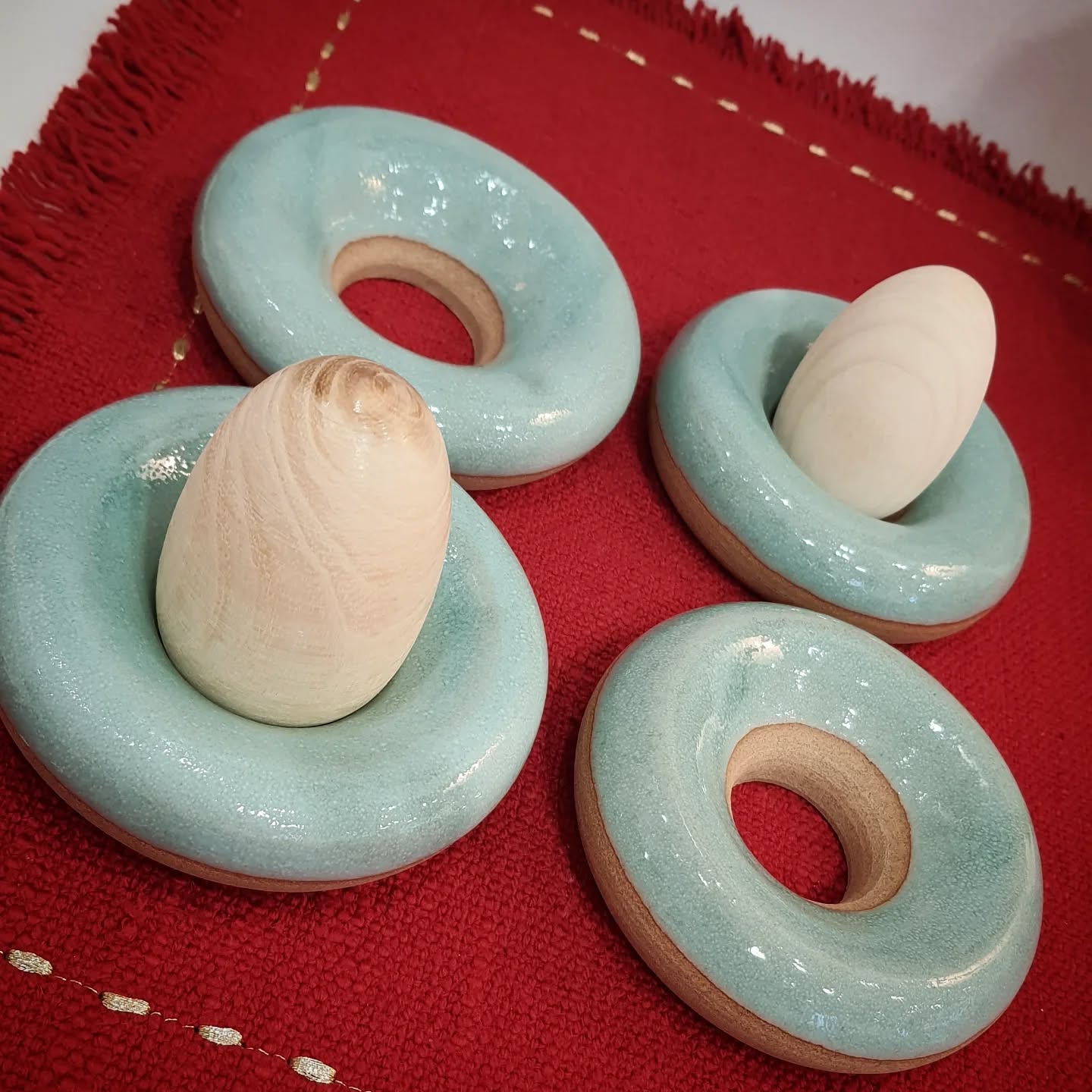 @matoupistou.ceramique à la @galerielessouliersrouges
#ceramicart #ceramic #matoupistou #pieceunique #galerielessouliersrouges