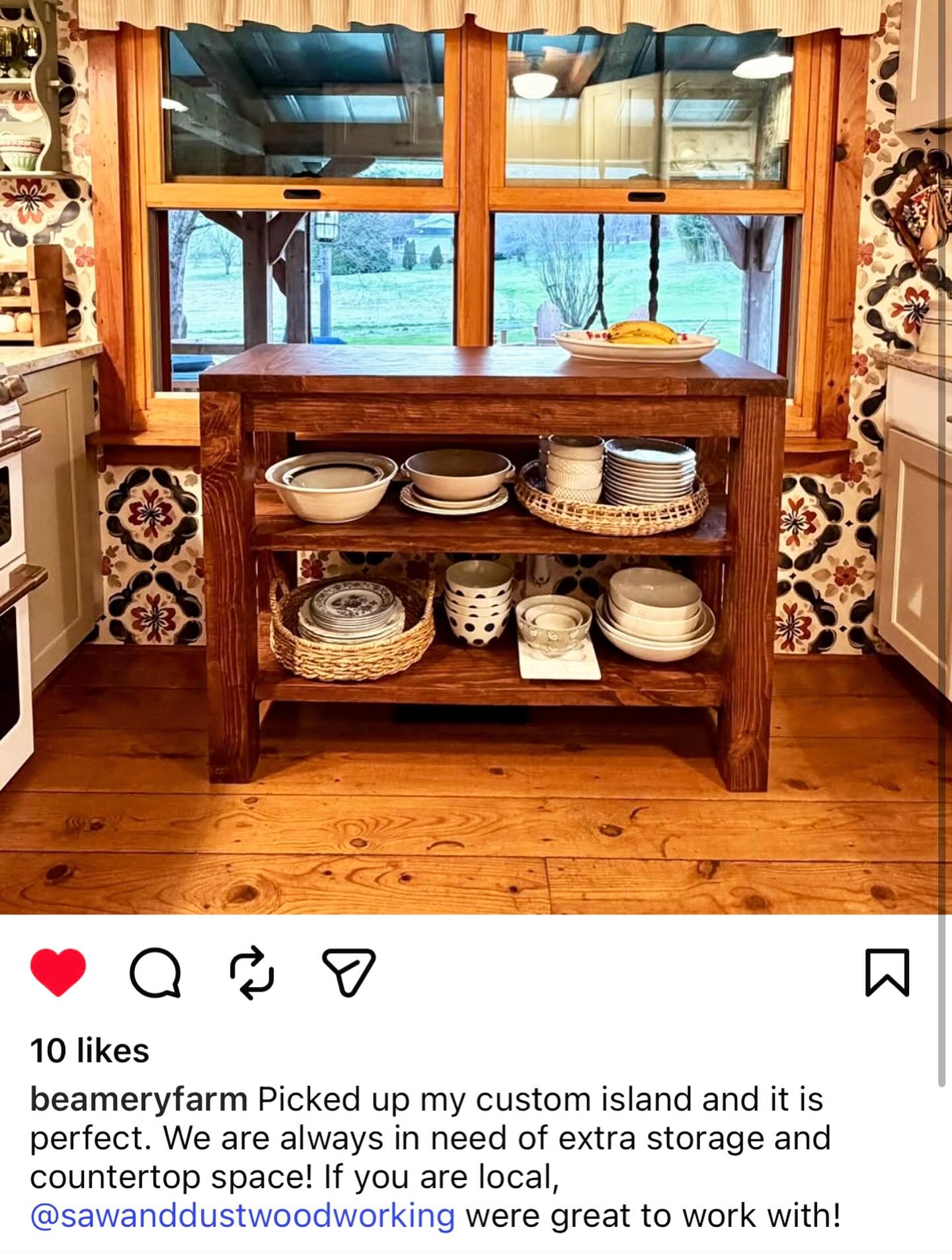 I love seeing our custom pieces in their new spaces 😍