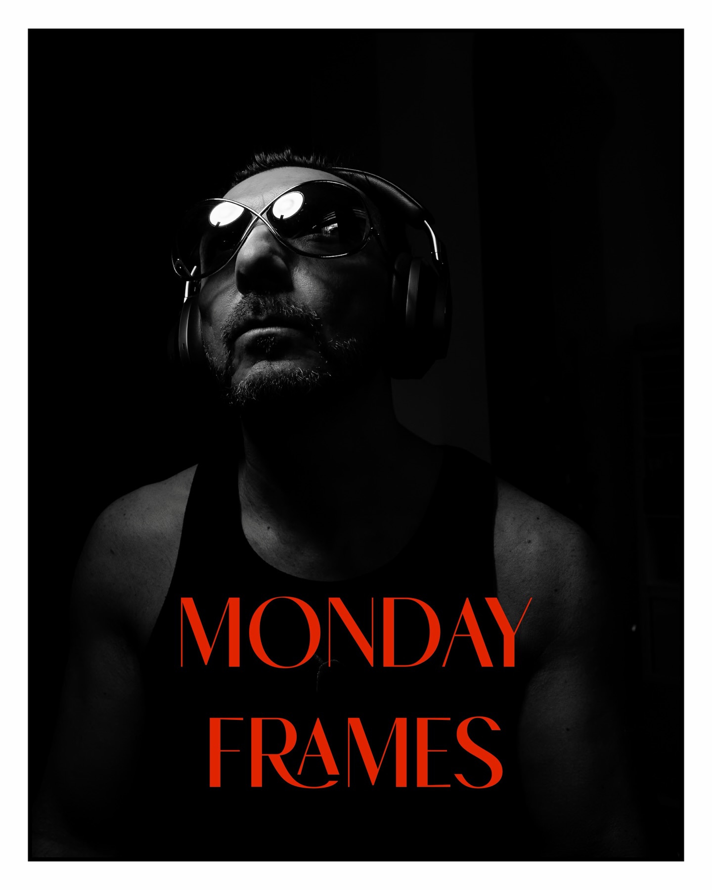 Ein Blick, ein Gefühl, ein Ausschnitt aus dem Montag – reduziert, klar und voller Atmosphäre.
Nicht laut. Aber mit Wirkung.
Danke @max.b_2011 für‘s Model stehen😉
#photosessions #djlife #mondayvibe