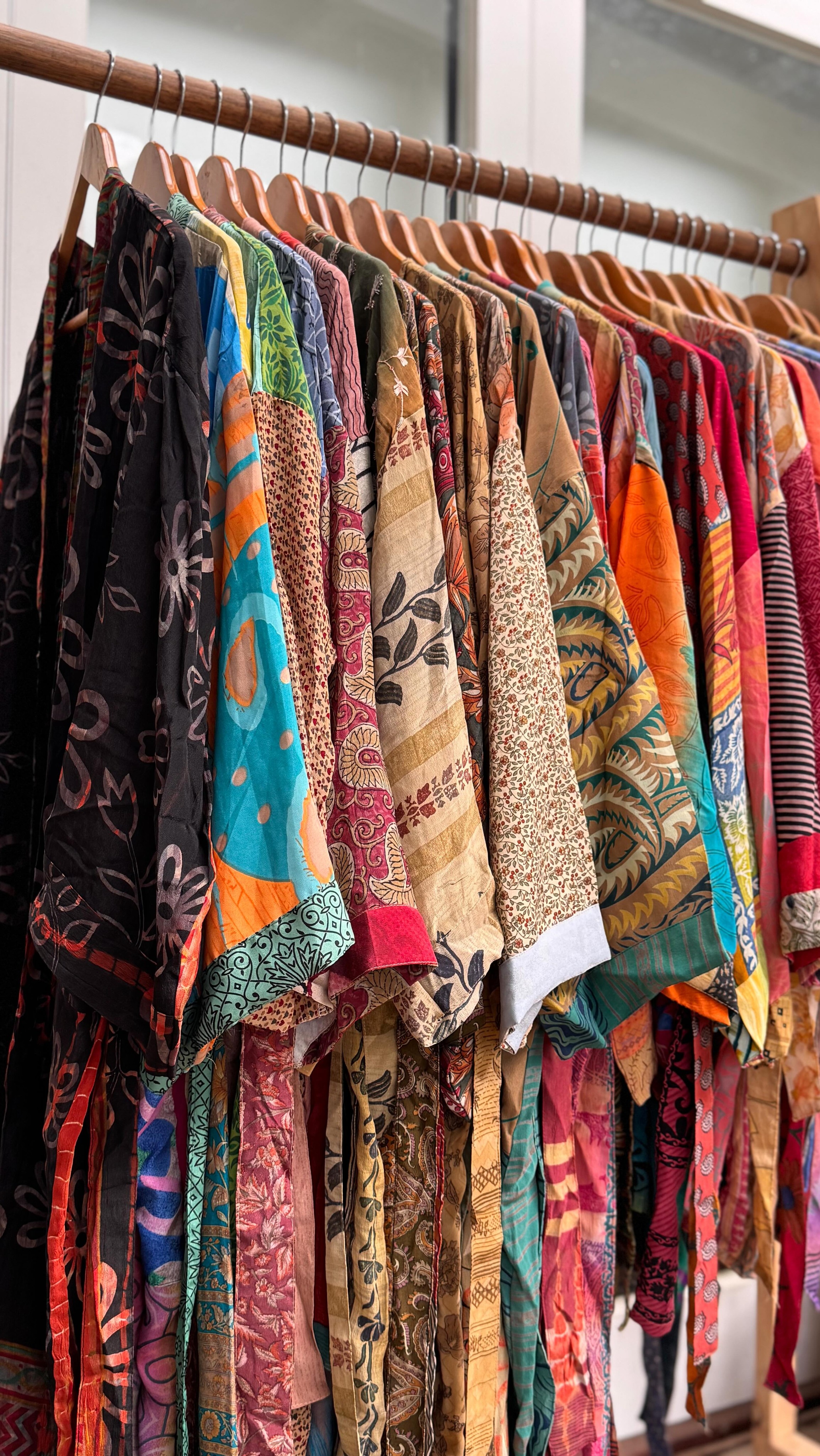 Warning ‼️
You’re going to want more than one!
Very speedy video reel as Insta only gives me 90 seconds!!
We’ve spent hours sourcing the best vintage silk saris and they’ve been repurposed into these stunning robes - 14 long and 14 short.
Launching online tomorrow morning Tuesday 31st March, 9am AEDT…xo