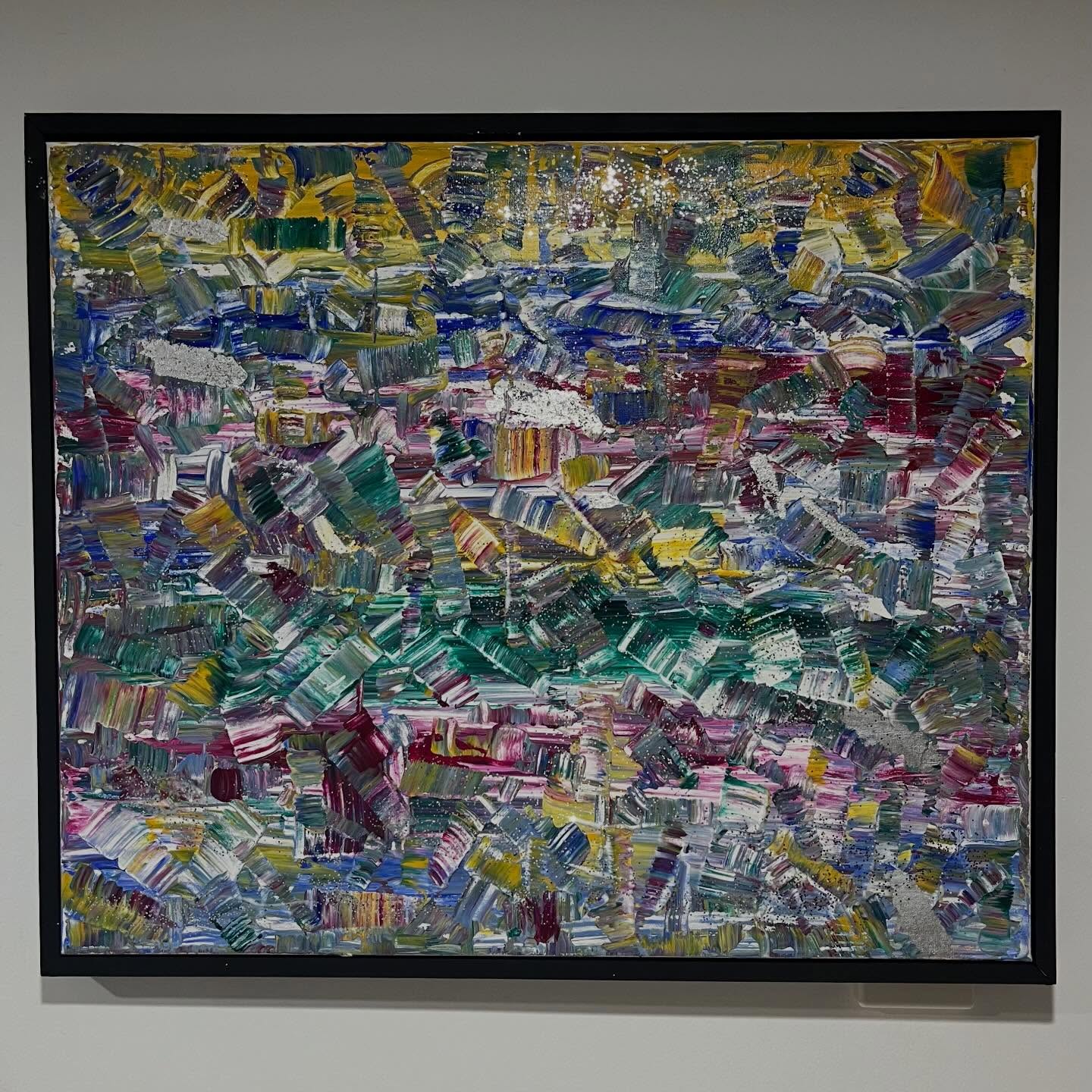 Finished with glimmers of glitter & painted the frame for this one. Soon to be available at “Seaside Artists Gallery” top floor Cominos Arcade Redcliffe. ✨👩🎨💙