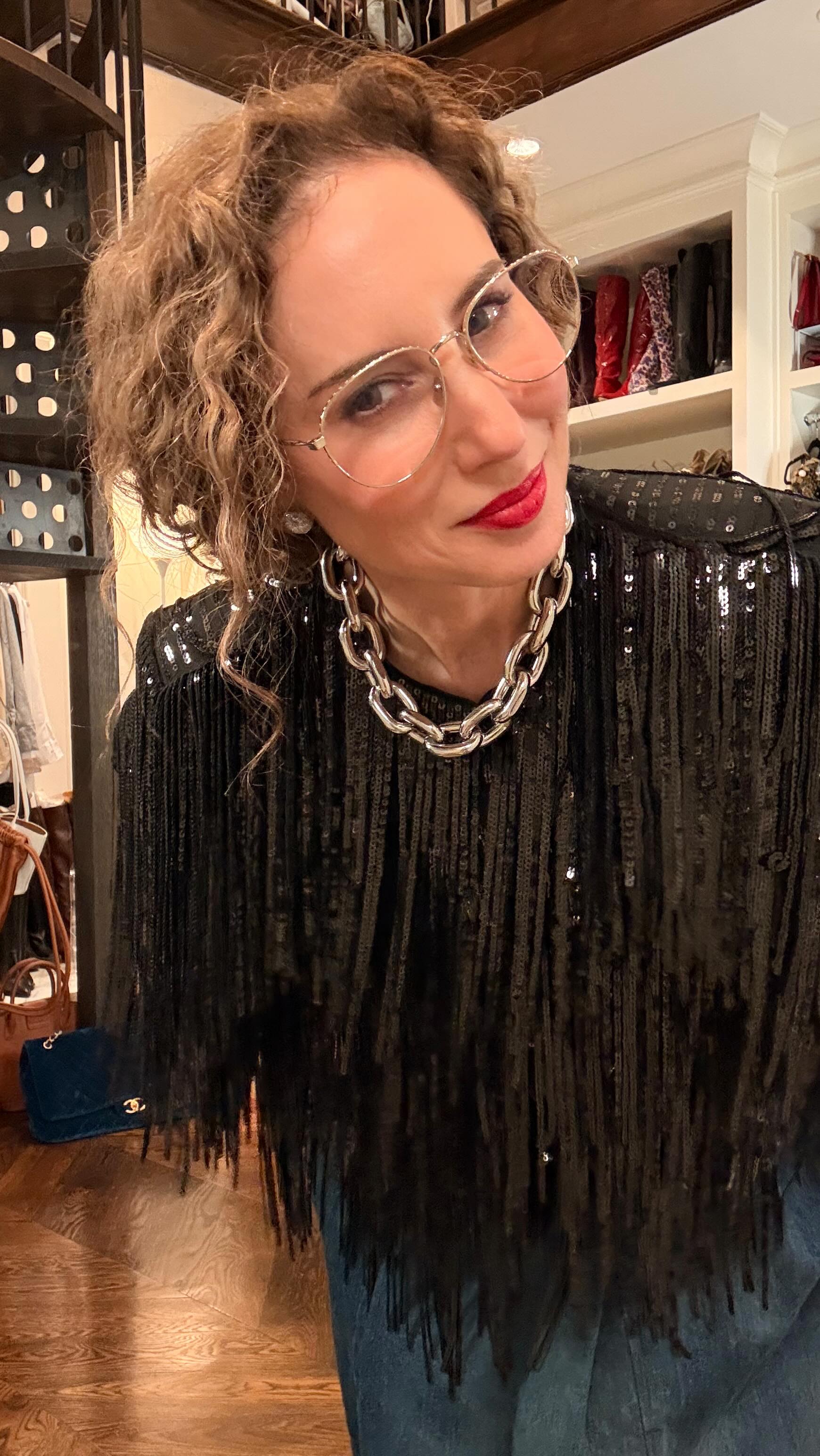 Normalize being proud for nothing.
For growth no one saw.
For battles no one knows about.
For getting up again.
For adding a snap to a coat.
And while we’re normalizing things…
Who else has loved a pair of boots so hard they’re slowly disintegrating?