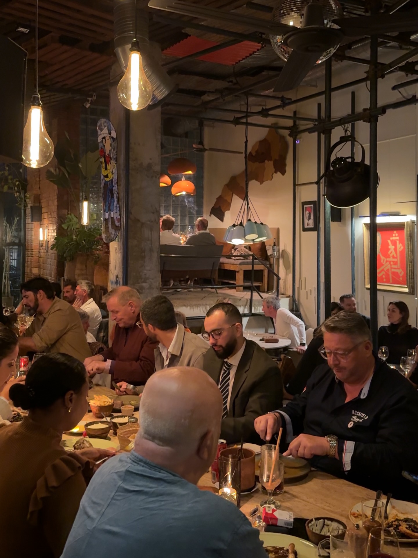 Nous avons été ravis d’accueillir la 3e édition du club des expats à La Palette 🤗 merci @francklepeculier pour ta confiance !
#marrakech #groupe #club #restaurant #convivial