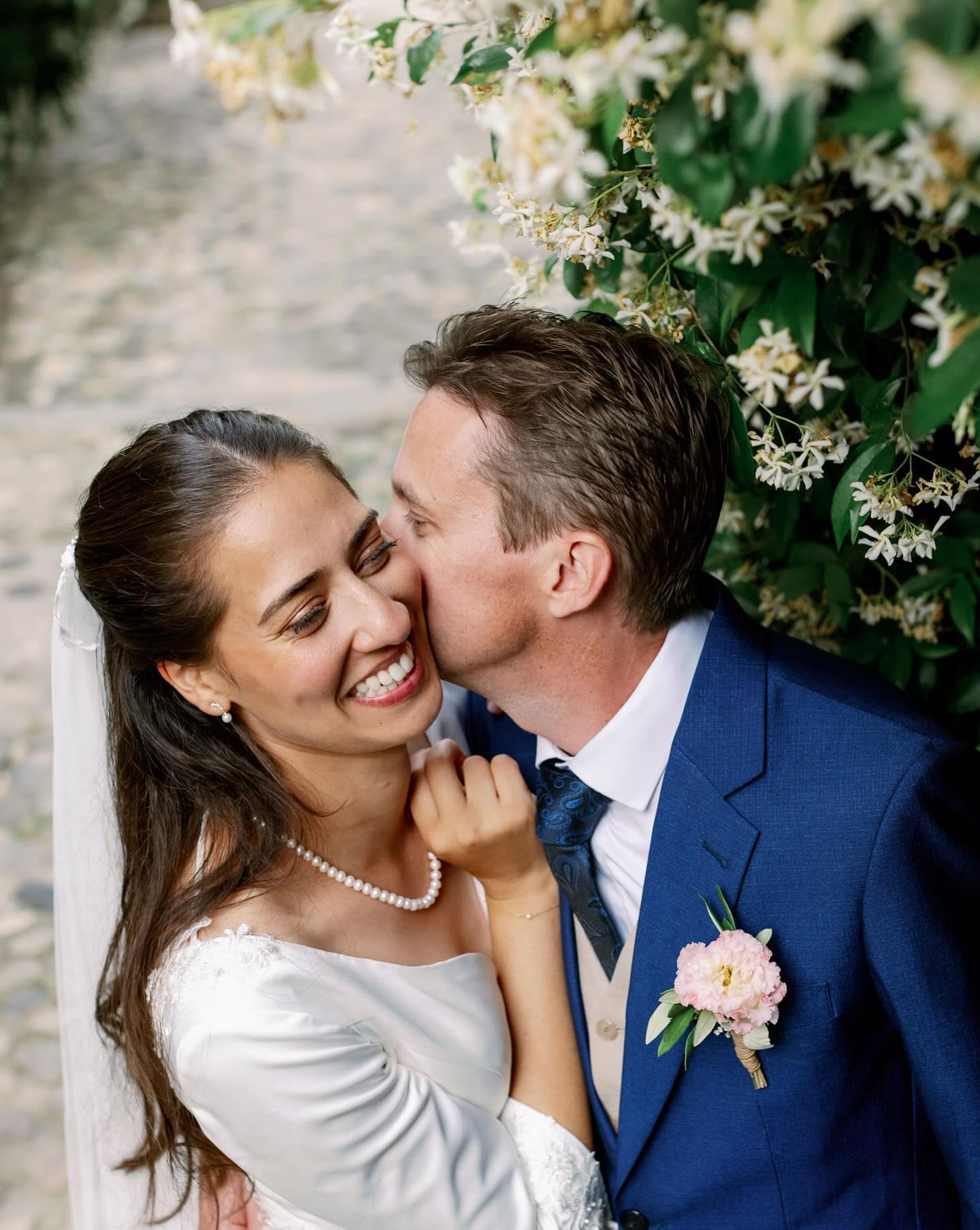 2025 arrive à grands pas, peut-être le moment de faire appel à un photographe de mariage?
Le calendrier des réservations se remplit, faites vite!
#photographedemariage #photographemariage #photographealpesmaritimes #photographemariageprovence #photographemariagefrance #photographemariage2025 #photographe #mariage #mariagefrance #mariage2024