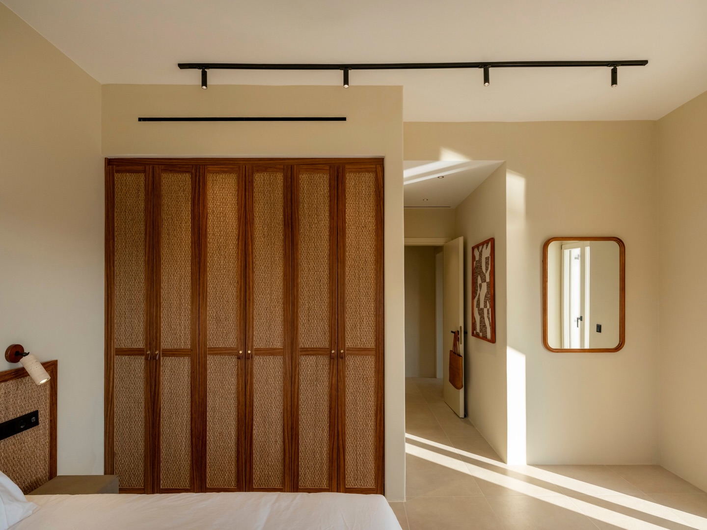 Vila in Paros
#architecturalphotography #realestatephotography #parosvillas #interiorphotography #parosisland⚓️🌊🌞 parosphotographer parosrealestate mykonosphotographer santoriniphotographer naxosphotographer exteriorphotography antiparosphotography