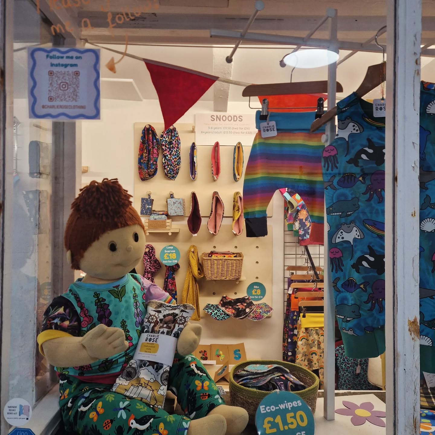 It felt good to have a little window refresh today for all the Easter visitors!
I'd like to say a huge thankyou to @jackienorthern who recently gifted me my new window dolls 'Charlie' and 'Rose'. Jackie also gave me loads of fabric to play with!
Jackie makes beautiful cotton children's clothing, go check them out!