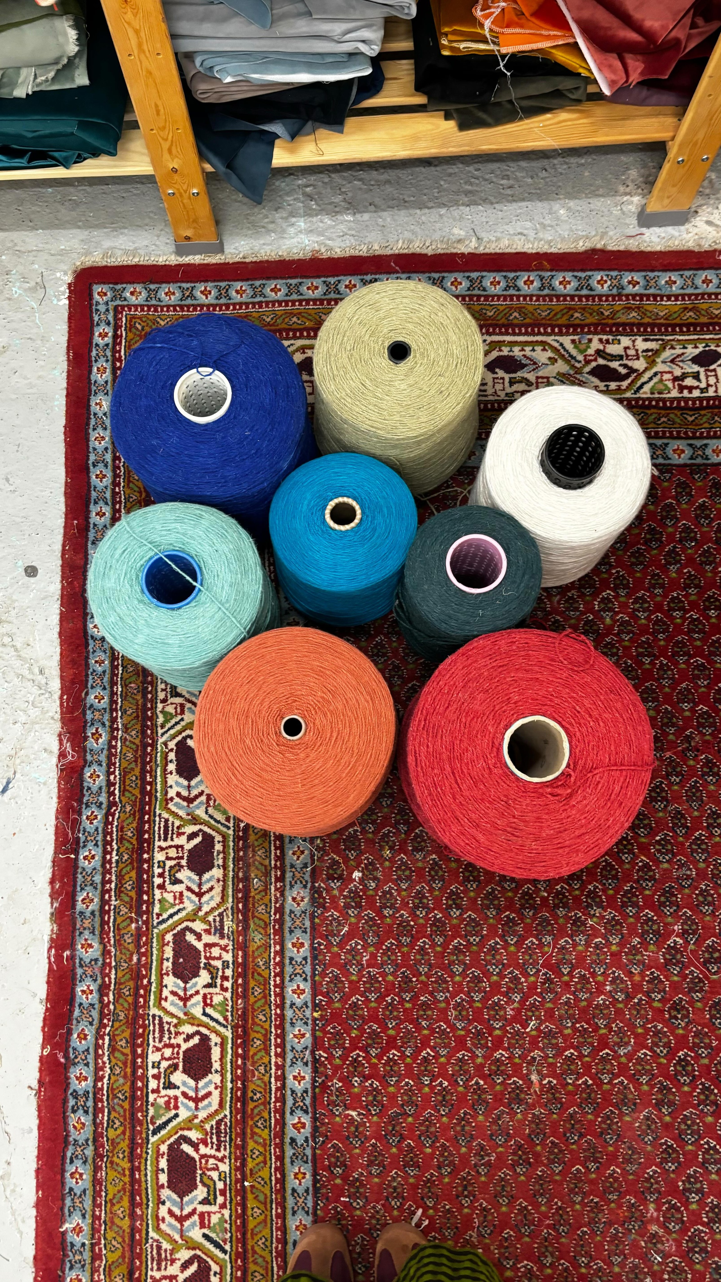 25kg of deadstock yarn arrived in the studio yesterday 🤍🧶
I’ll be turning it all into yarn balls this Sunday afternoon, ready for upcoming orders.
I’m in full stock-up mode at the moment, getting the shelves ready ahead of maternity leave… and another big project I’ll be sharing with you very soon 👀
But for now… it’s staying very hush hush 🤫
#smallbusiness #shopsmall #etsyselleruk #weaving #craft @etsy @etsyuk