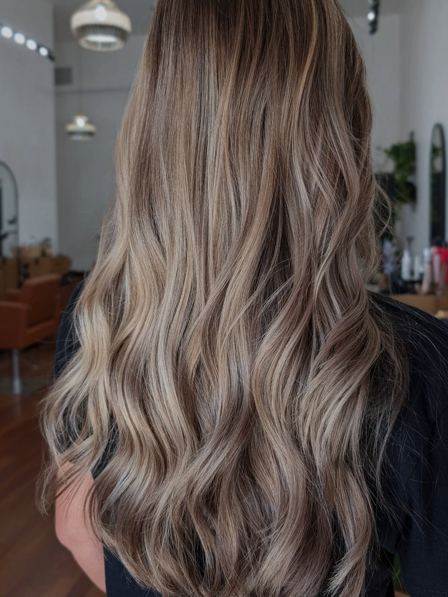 It's that time of year again when the sun is shining and the girlies tanning and want to go brighter! ☀️