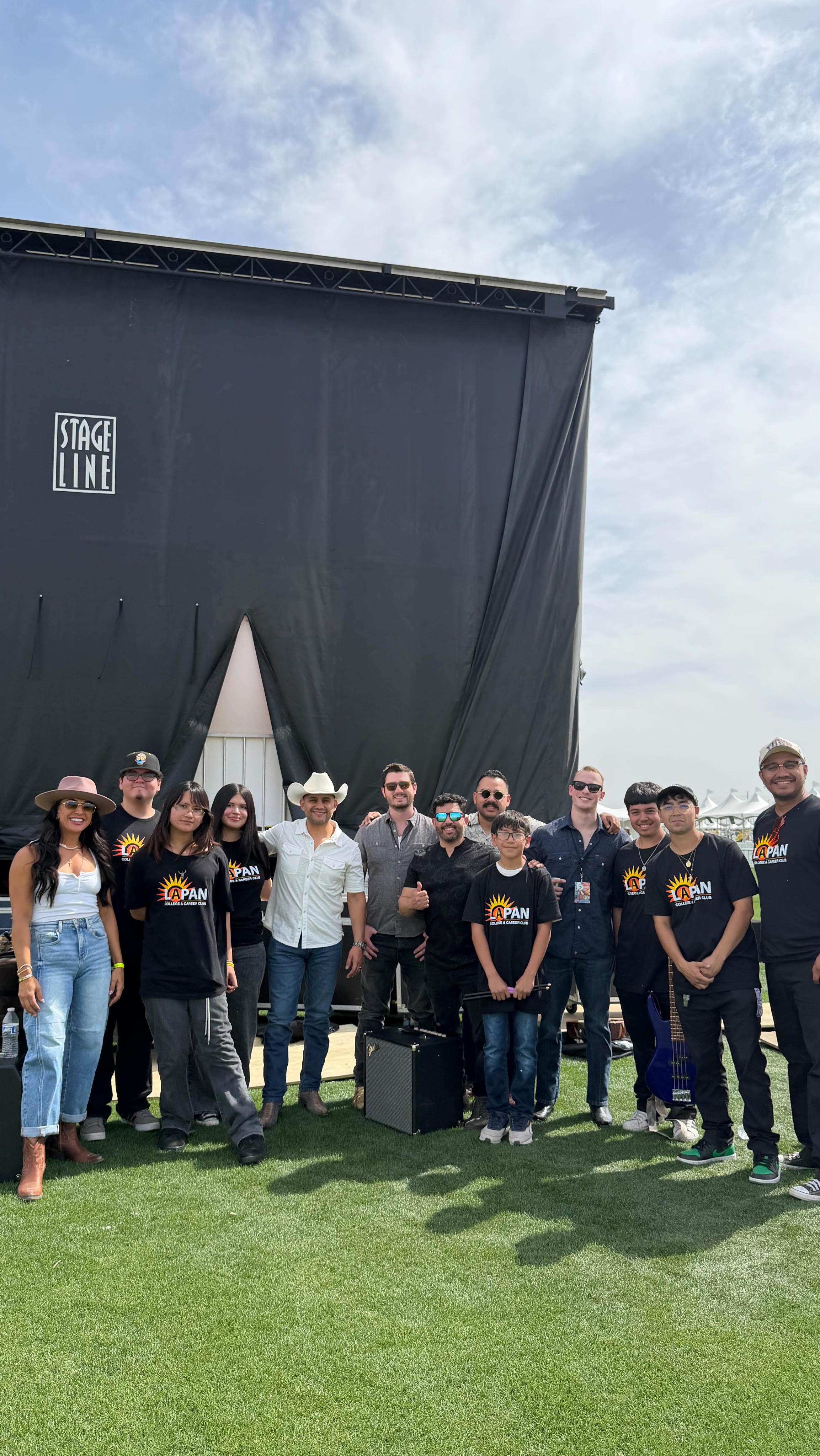 Still smiling from yesterday š¤©š¶
Our Soles de Lapan band took the stage at the @soazhcc @paloverdebloom Festival and absolutely ROCKED it š„šš½
From the first note to the last, these students showed confidence, talent, and heartāand we couldnāt be more proud. And as if that wasnāt enough⦠they got a pre-show pep talk from Nashvilleās own @frankraymusic š¤šš½
Moments like this are exactly why we do what we doāgiving our students real stages, real opportunities, and real belief in who they can become š
Trust us⦠this is just the beginning.
Youāll get to see them again at the 2026 Lapan Leadership Summit on August 7āand itās going to be even bigger š¶āØ
#SolaceDeLapan #LapanLeadership #LC3 #StudentTalent #FutureStars TucsonEvents MentorshipMatters RockedTheStage DreamBig LapanLeadershipSummit