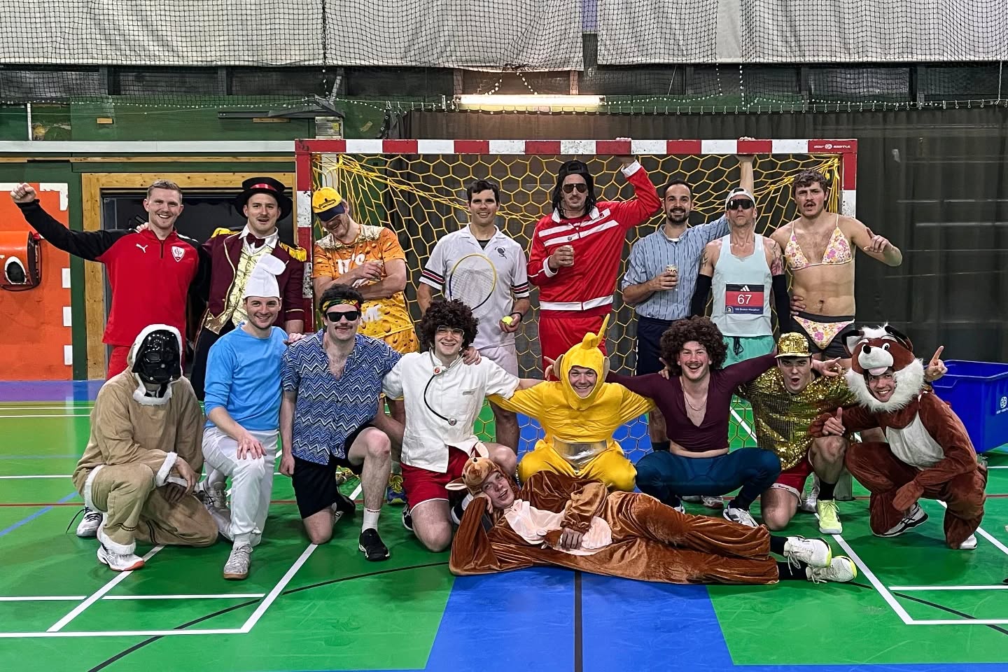 Abschlusstraining Saison 25/26
Gestern fand das alljährliche Abschlusstraining statt, in einem umkämpften schütelle konnte sich ALT gegen JUNG ein letztes mal beweisen!
Welches Kostüm gefällt euch am besten? 🤔
#tvsolothurn #handball #abschlusstraining