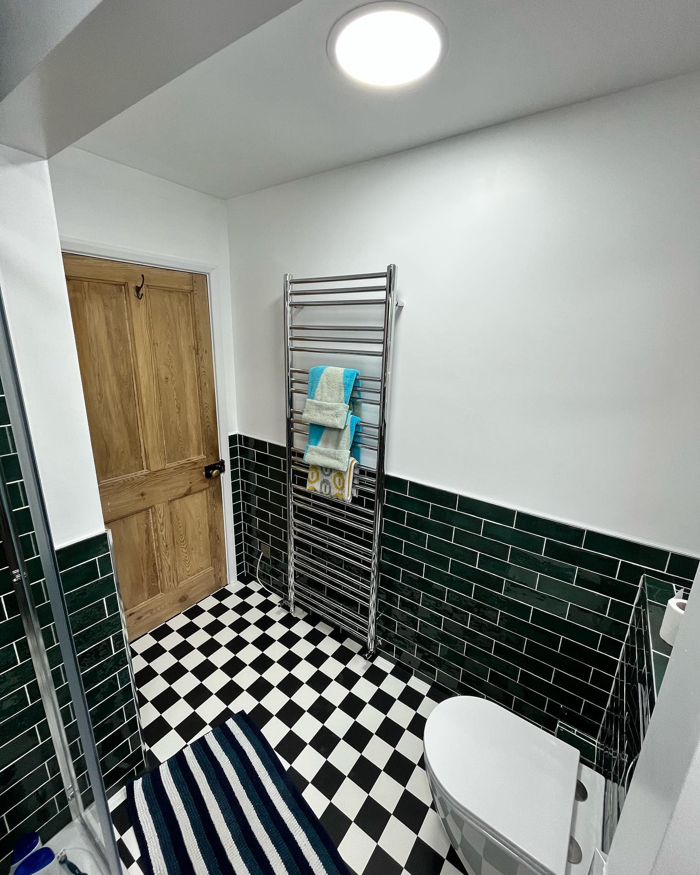 Recent project just completed ✔️ No time for before photos but this customer was over the moon with their new bathroom Tiling- @battimelli_tiling Electrics - Rapley Electrical #plumber #plumberlife #local-plumber #plumbingrepair #plumbingcontractor #plumbersofinstagram #maidenhead #berkshire #gassafe #bathroom #refurb #shower