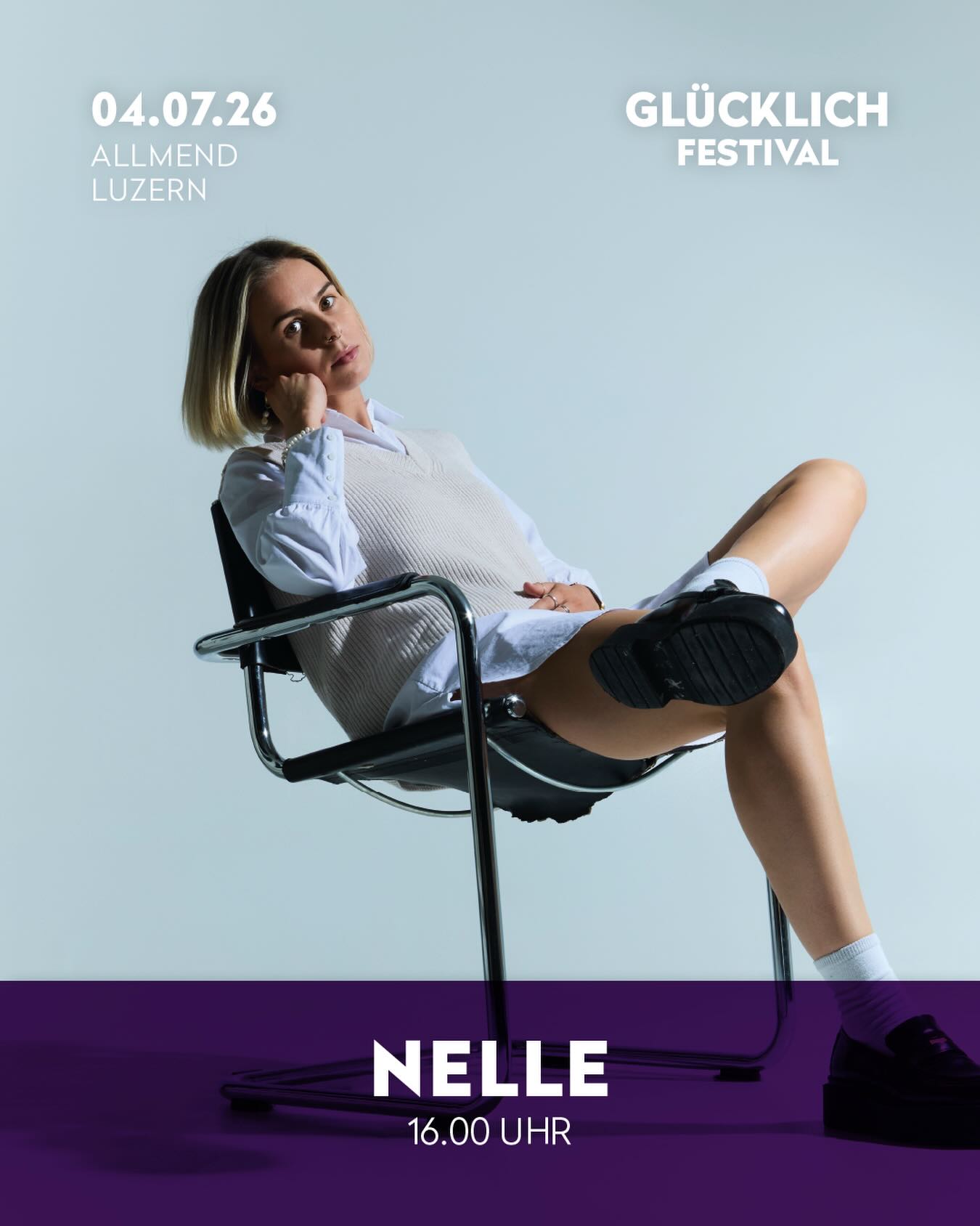 Nelle eröffnet das Line-up der DJ Stage 🎧✨
📅 4. Juli 2026
📍 Allmend Luzern
GRÖSSER. BESSER. GLÜCKLICHER! 💜💛🩷
👇 Wen wollt ihr noch auf der DJ Stage sehen?
#GluecklichFestival #Nelle #DJStage #LineUpDrop #Luzern FestivalSommer
