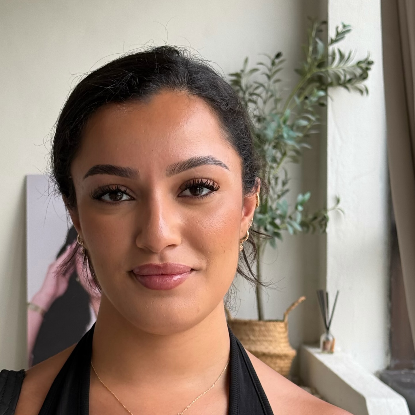 POV: these are your natural brows, just better.
Soft structure, clean shape, and a finish that lasts.
Service : Brow combo Signature
By browbabeās team : artist oui
#brow #browinbangkok #browtint #browtransformation