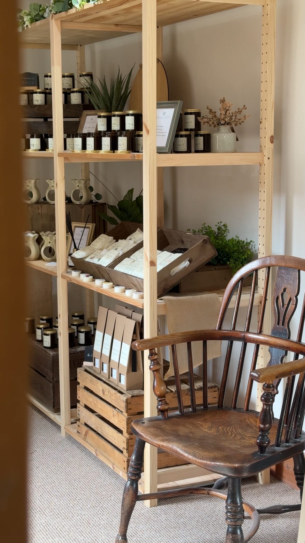 A big full circle moment 🥹
It brought me so much joy today to see our new pop-up @whimsywistcandles setting up today. From doing my first pop-up last August, to now having my own shop and getting to share it with amazing small businesses.
This one feels really special aa these candles are actually made in the village where I grew up, a stones throw from my childhood home.
Whimsy & Wist are with us for the whole of April and trust me…the scents are amazing! If only you could smell them through the phone!