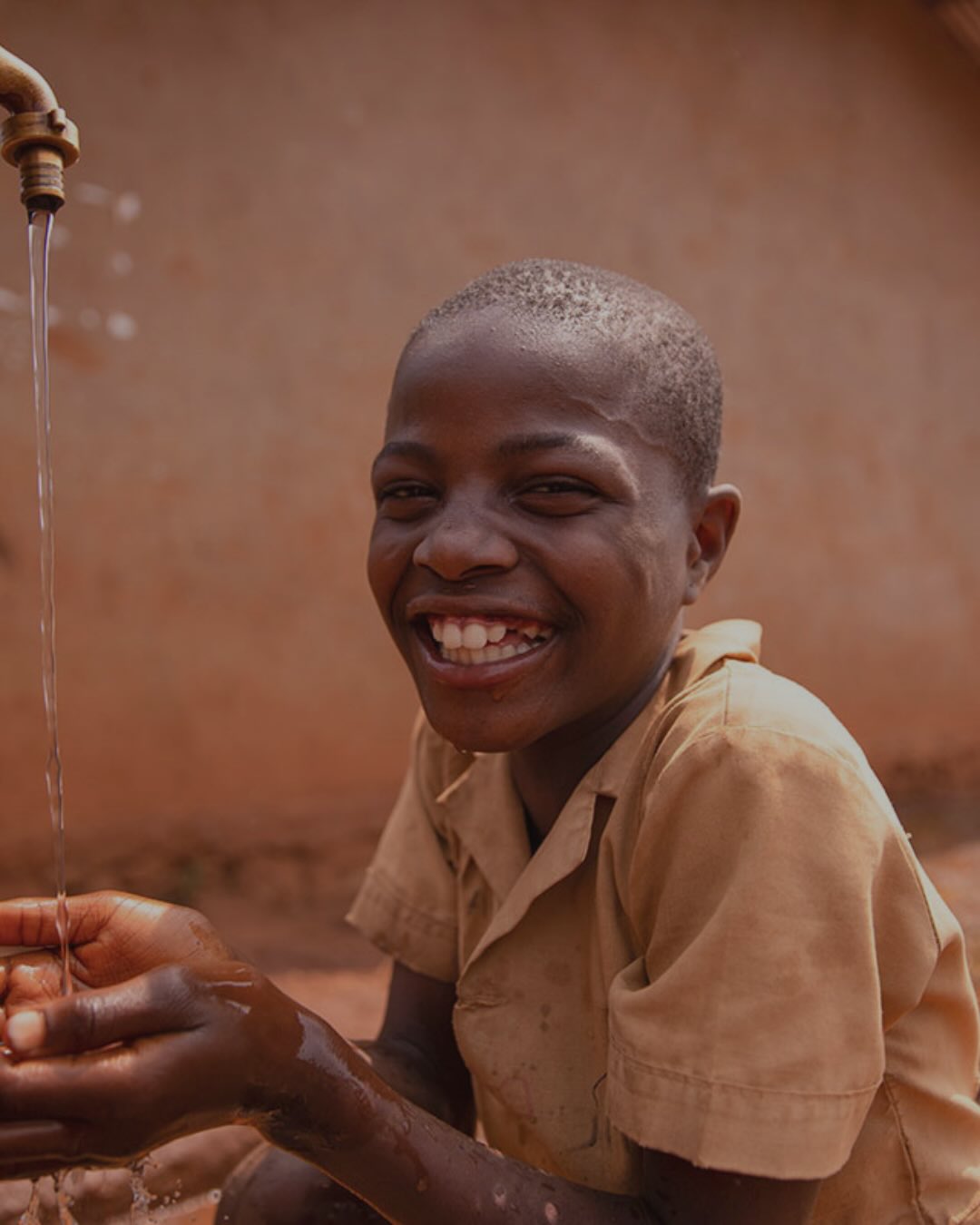 Clean water changes everything.
It’s health.
It’s time.
It’s dignity.
It’s opportunity.
It’s the difference between safety and risk.
Between certainty —
and not knowing what’s in your glass.
And yet, for billions of people,
this is not guaranteed.
Something so essential,
still out of reach.
As Earth Day approaches, it’s a moment to reflect on what truly matters —
and who still lives without it.
💧 Clean water should be universal.
Follow the journey: @wabi.global
#earthmonth #cleanwaterforeveryone #earthday #cleanwater