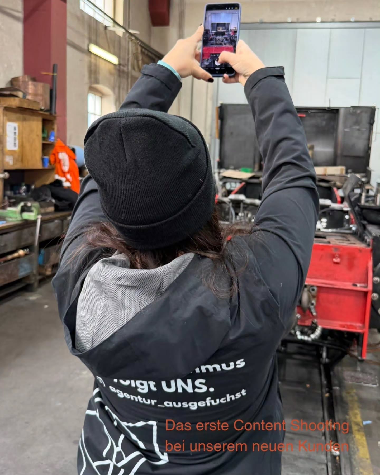 Ein Monat voller erster Male, Veränderungen & kleinen Auszeiten 🦊✨
Von Content Shooting bis Skiurlaub –
Swipe durch unseren März Recap ➡️
#agenturausgefuchst #agenturalltag #marchrecap #tirol