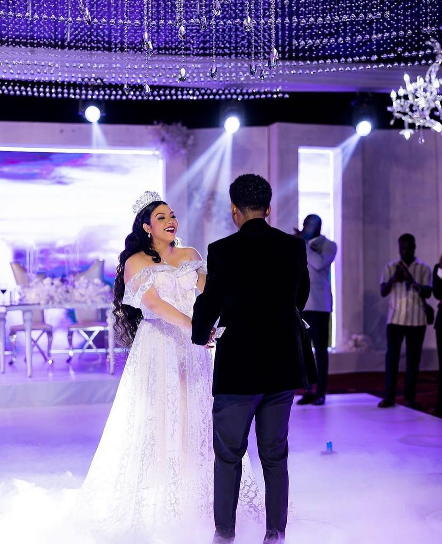 Repost from @braperucci.africa
•
This is pure class 😍😍😍😍😍😍😍😍😍😍😍😍😍😍😍😍😍😍😍😍😍
Planning and coordination - @events_with_naa
Decor - @eventellz
Photographer /Videographer - @jemaphotography
MC - @georgebannerman
360 camera - @captured_group
STYLING AND GLAM
Bride’s MUA - @mzlawson
Bride’s Hairstylist - @hairgurustudios
Bride’s reception dress- @contessadubai