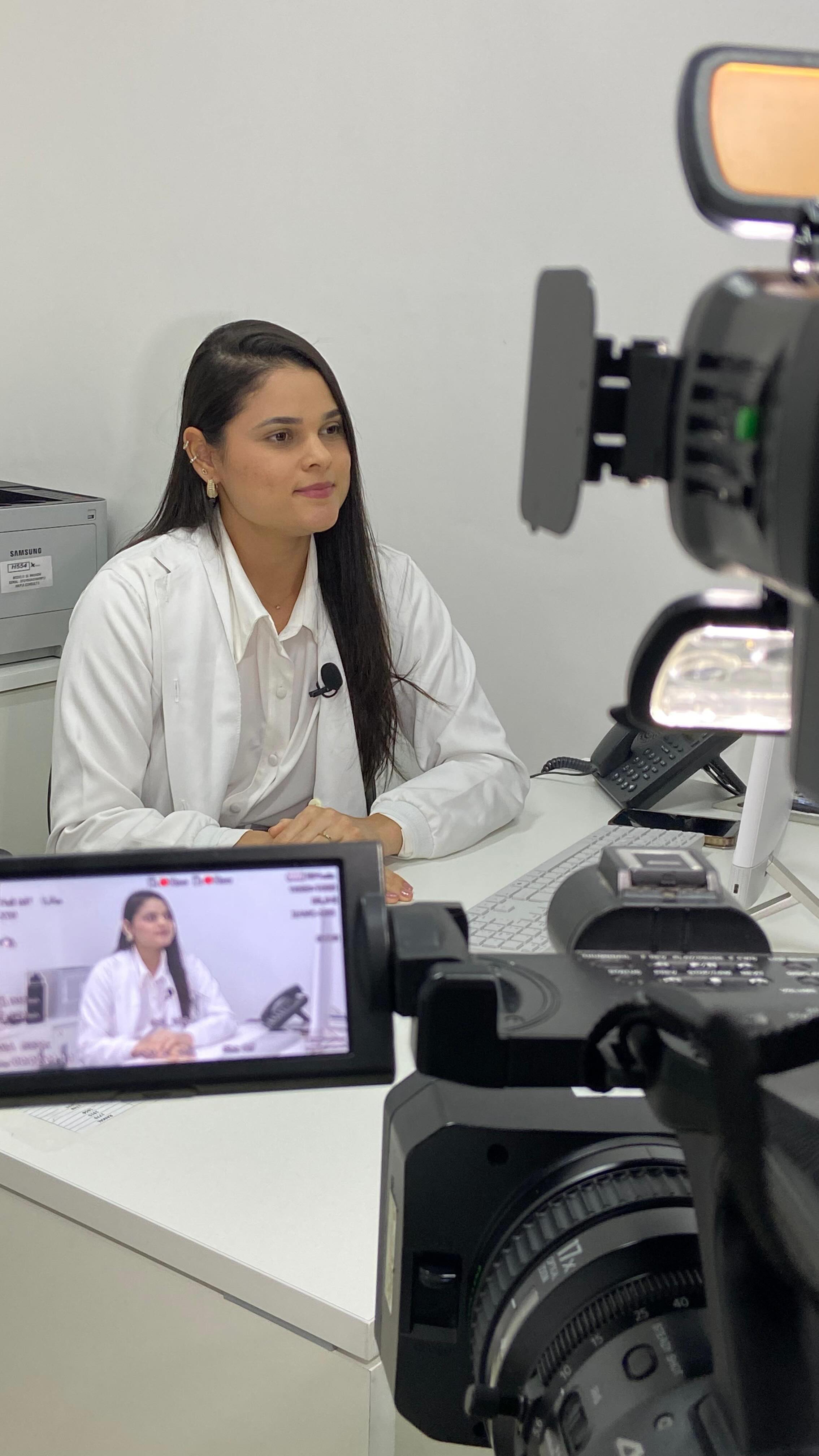 AO VIVO | Cliente #AlgoMais dá várias entrevistas e orienta a população de Maceió sobre o consumo exagerado de ultraprocessados.
A atenção e o cuidado na alimentação servem para pais e filhos.
#tv #radio #assessoriadeimprensa #comunicacao
