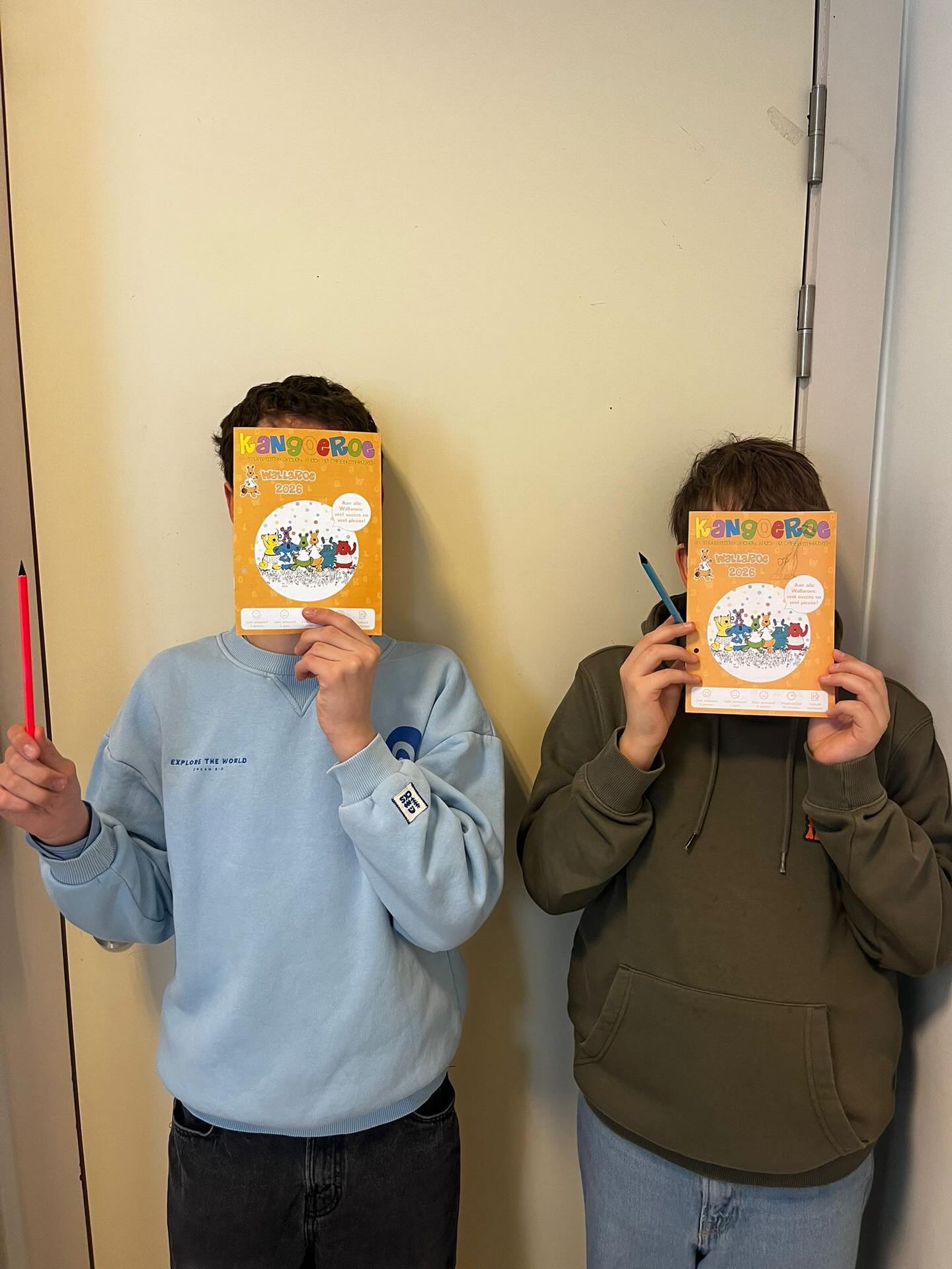 Deze week namen de leerlingen van OV4 deel aan de Kangoeroewedstrijd π¦π
Een leuke wiskunde-olympiade waarin ze hun logisch denken en doorzettingsvermogen konden tonen.