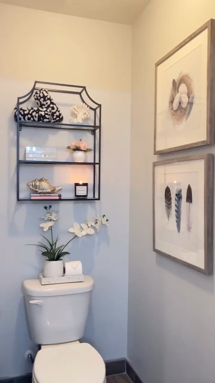 This is your hint to make your water closet a little more interesting 🧐