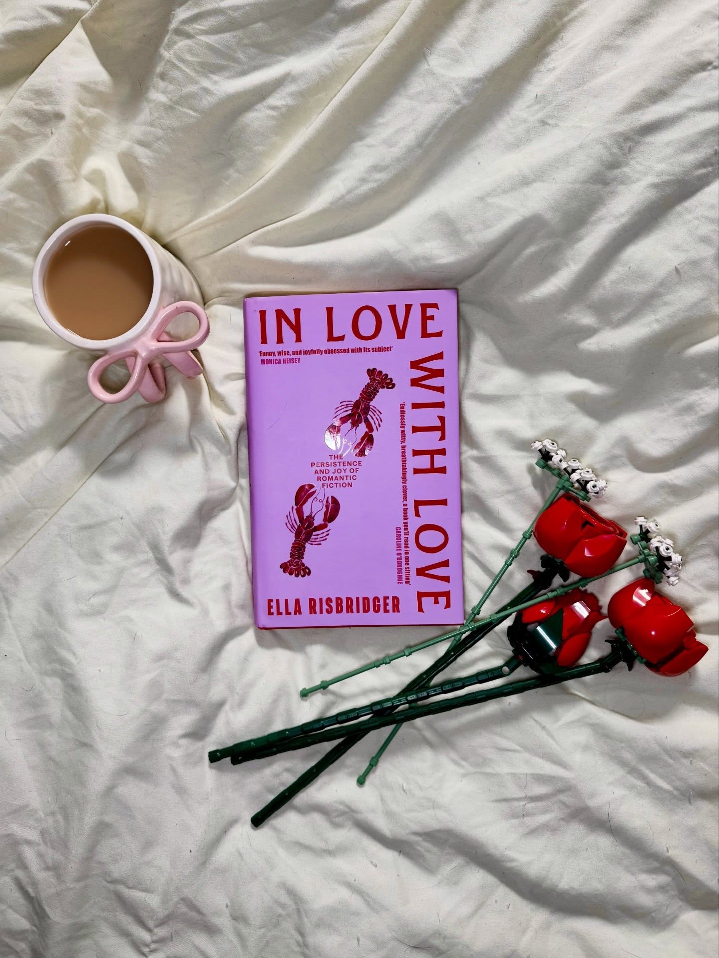 In Love With Love: The Persistance and Joy of Romantic Fiction by Ella Risbridger
⭐️⭐️⭐️⭐️
•••
If you saw my reel on this book yesterday you know that I loved it, which is rare for me for a non fiction book.
The whole thing is a love letter to all types of romantic fiction and why romance lovers still gravitate so strongly to this genre.
I’ve highlighted some of my favourite quotes/parts for you all 💖
•••
#love #romance #reader #books #bookreview