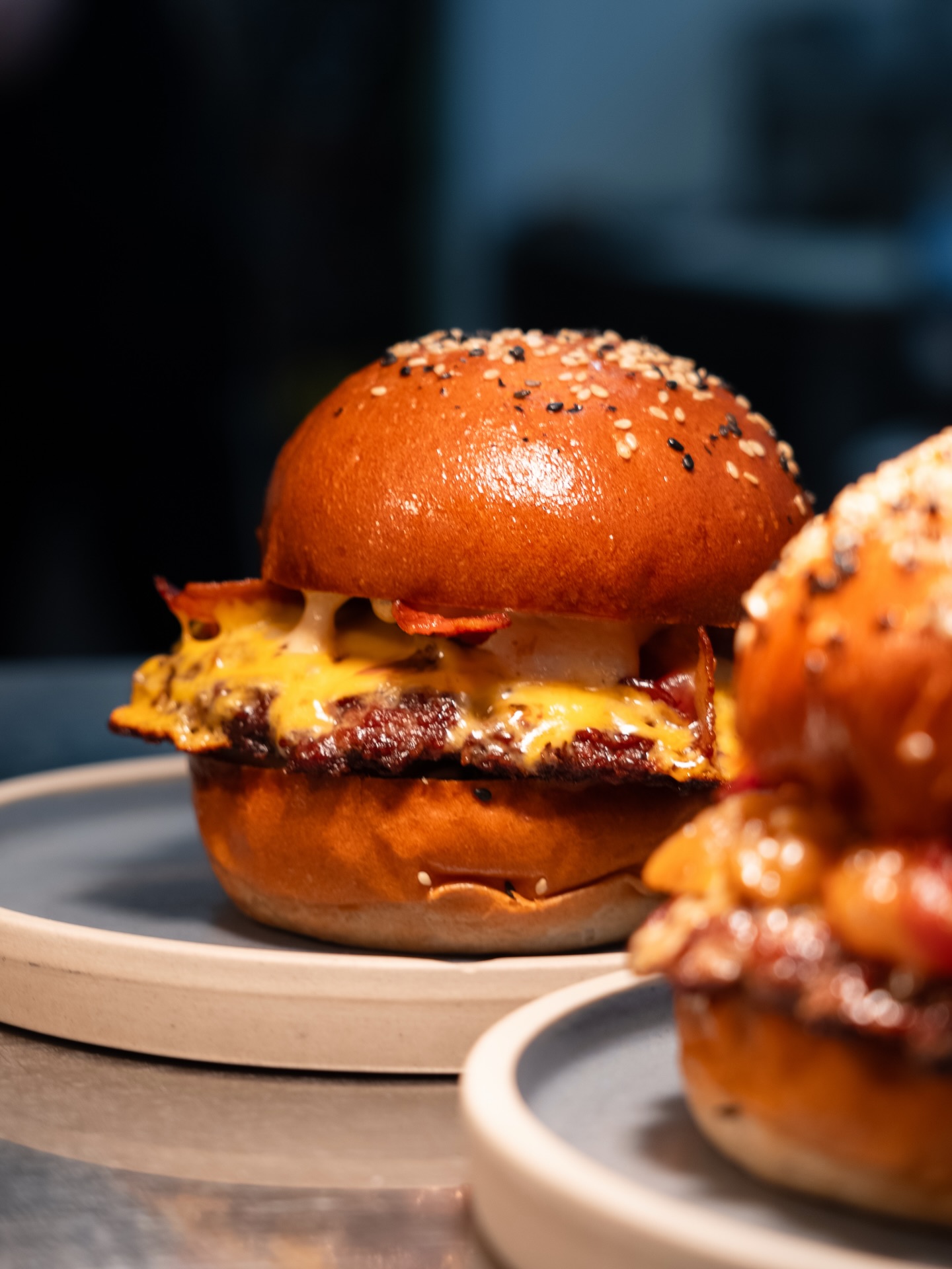 Caught mid-journey — not for long.
There’s a table waiting 😍