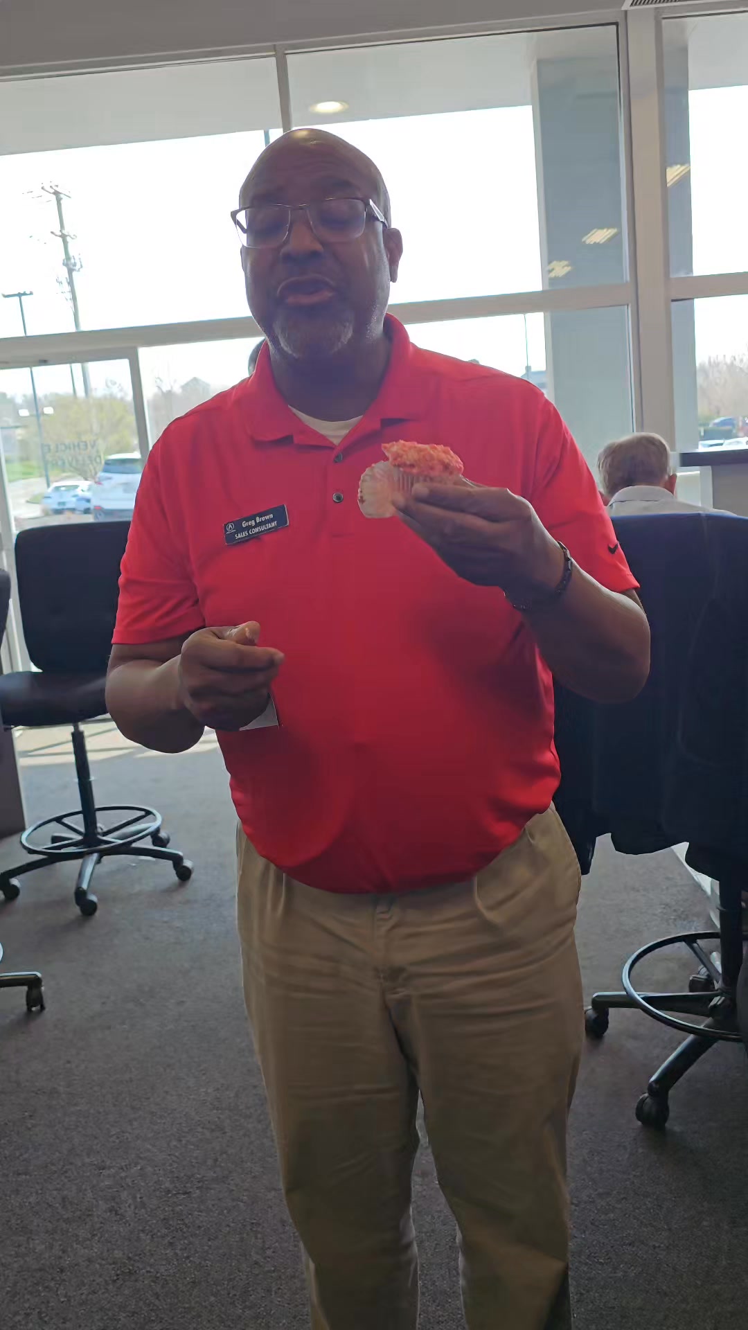 There is nothing like the feeling of seeing someone’s face light up when they take that first bite! ✨🥰
I went to Acura Columbus and Greg gave my Strawberry Crunch cupcake the ultimate taste test.
His reaction? "So delicious and moist!" He even asked if they just came out of the oven!
Which is the ultimate compliment!!
Moments like this remind me exactly why I do what I do at Serene’s Sweet Spot. 🍓🧁
Thank you for all the support as I scale this dream!
Pre-orders for next week's Tasty Tuesday drop open tomorrow.
Who’s ready for some sweet stuff?