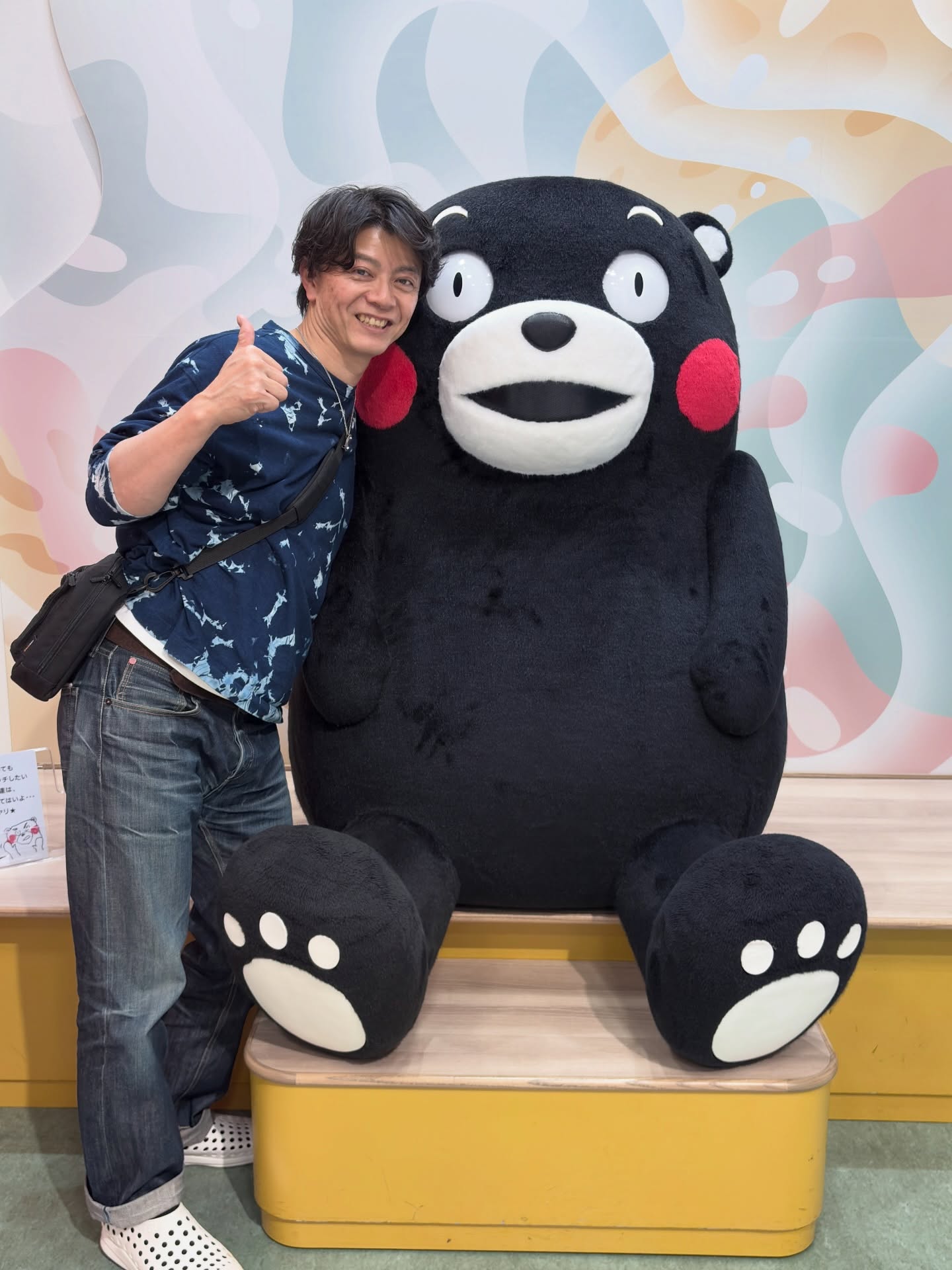 くまモンスクエアでくまモンのすごさを実感!
お姉さんが卒業ということで大外払いをキメるくまモンだった。