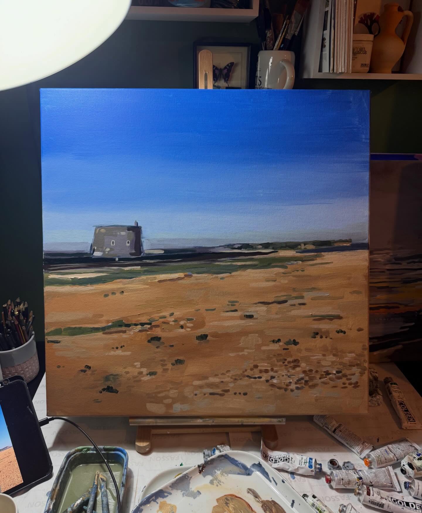 Looking onto Felixstowe Ferry ⛴️ Suffolk
Afternoon at the beach can only mean one thing! Painting ✅
My favourite place to be, brings me so much calm and inspiration - hope you like! This will be on show from 16-22 April at 142 gallery alongside other work! Come have a peak!
#suffolk #suffolkart #suffolkartist #suffolkcoast #felixstowe