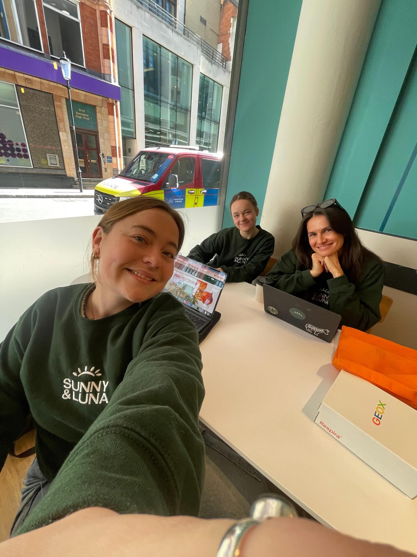 MARCH ROUND-UP🥳
One of our busiest months, filled with a week of sampling, many taste testings, and one incredible all-female networking event✨
1. Whole Foods cafe became our office for the week💚
2. The beautiful spread for Ladies Who Launch V2, @susiecococooks providing the most incredible food, as always!
3. Giulia spent a few days in LA at Expo West, discovering the latest trends and updates in the world of FMCG
4. All the wonderful brands included in our goodie bags for our lucky guests at Ladies who Launch👄
5. More tastings!
6. Our beautiful sampling stand by @neue_designs with the best samplers from @thefullsample 😍
7. Giulia and Philip lending a helping hand at the foyer
8. Chocolate gnocchi anyone?😋