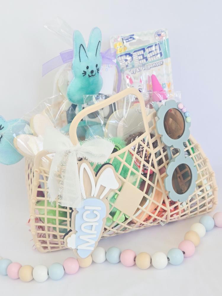 What are your must-have Easter basket items?! 🐰👇
I’m all about summer goodies — pool, beach, sunshine ☀️💦
Thank you @bella_cakes06 for these adorable photos featuring our bags and Easter tags 😍
#easter #easterbasket #custom #shopssmall #cutandcodesigns