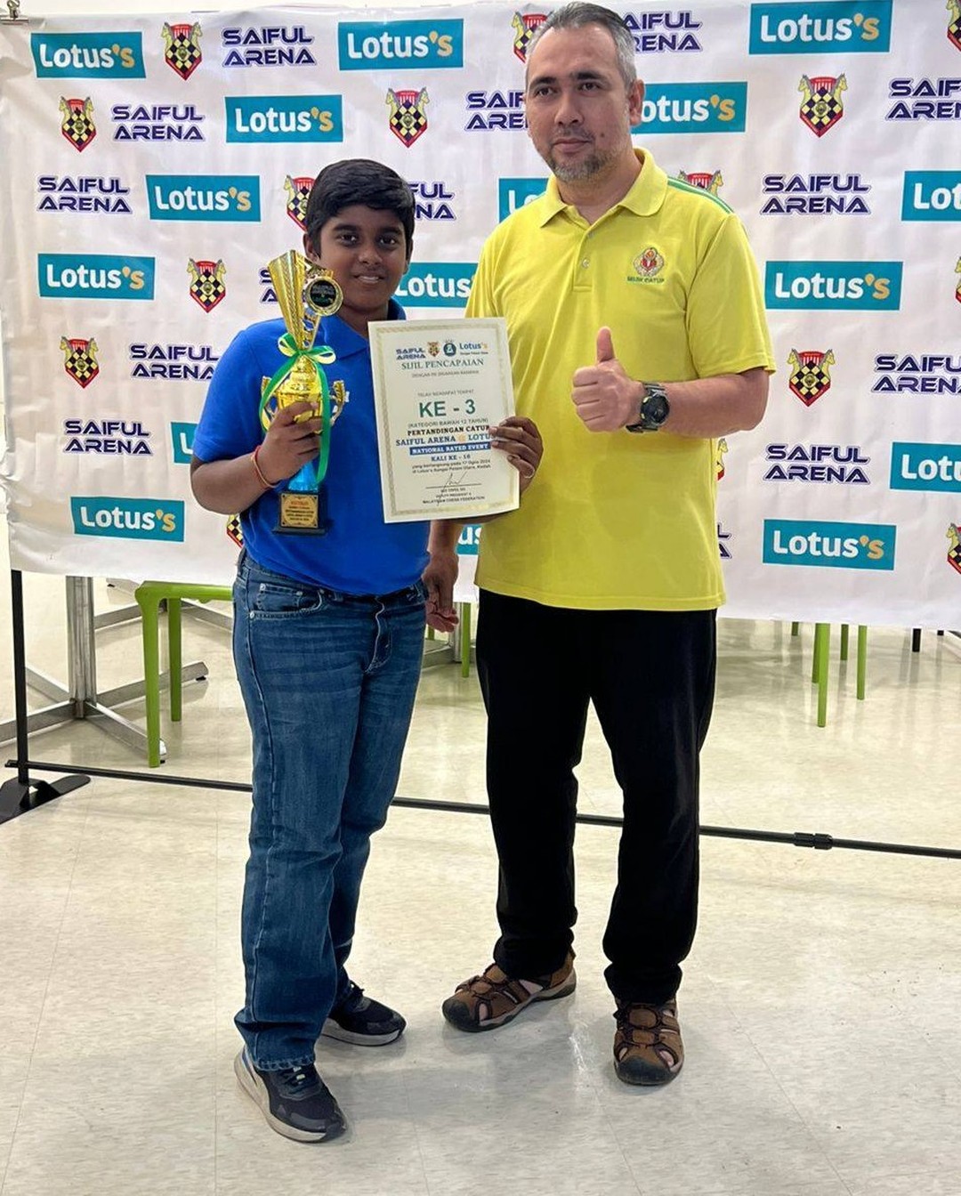 ~August, 2024. Saiful Arena NATIONAL RATED~
U12 & OPEN pairing 15min + 0
☄️☄️☄️☄️☄️☄️☄️☄️☄️☄️☄️☄️
Applause for U12💥Iishwar Nanthakumar💥 5pts from 6rounds
2nd Runner-Up (tie-break with First Runner-Up)
Great job our boy in OPEN category💥RAFA Al Iman💥 Ranked #4
☄️☄️☄️☄️☄️☄️☄️☄️☄️☄️☄️☄️
#chess #ChessNotCheckers #babygenius #strategist #acglobalchessacademy