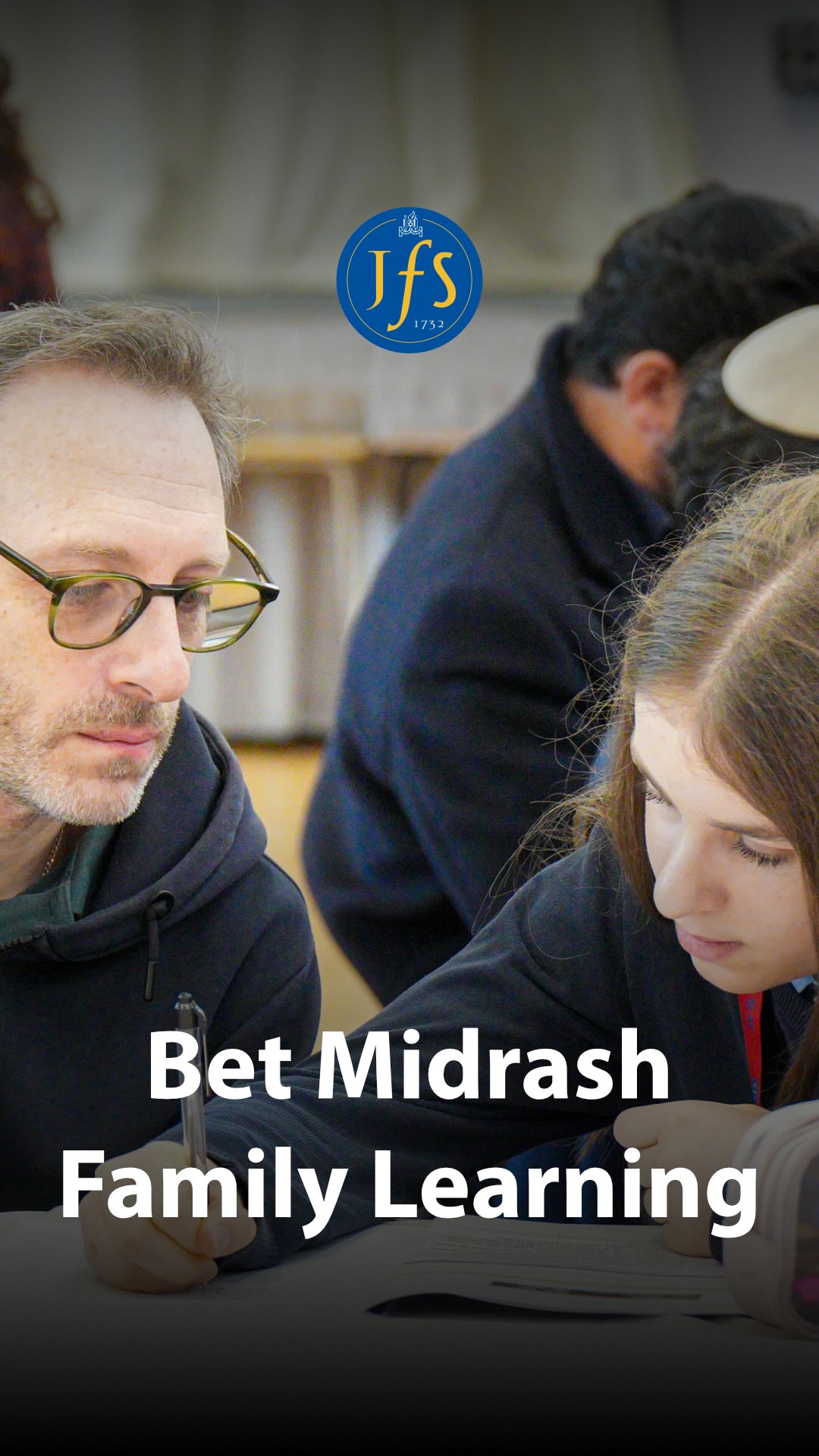 Ahead of Pesach, our Bet Midrash students were joined by parents and grandparents for our first Family Learning Programme.
A brilliant opportunity to learn together and explore Pesach traditions as one community.
Thank you to Mr Cohen for organising and leading the session!
#jewish #familylearning #passover #jewisheducation #learningtogether