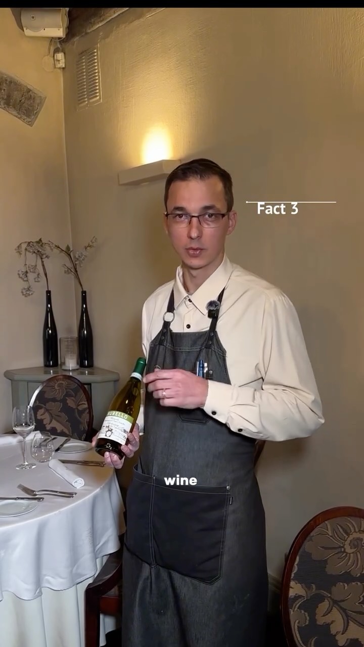 Not sure what to choose? Let us guide you. 🍷
An extensive wine list should feel exciting — not overwhelming.
Tell us your mood, the occasion, or your flavor preference, and our certified sommeliers will select the perfect bottle for you — whether it’s a crisp Sauvignon Blanc, an elegant Pinot Noir, or a structured Bordeaux.
Wine is meant to be enjoyed with confidence.
Trust the expertise.
We will match the wine to your taste — precisely and effortlessly.
✨ What’s your mood tonight — fresh white or bold red?
