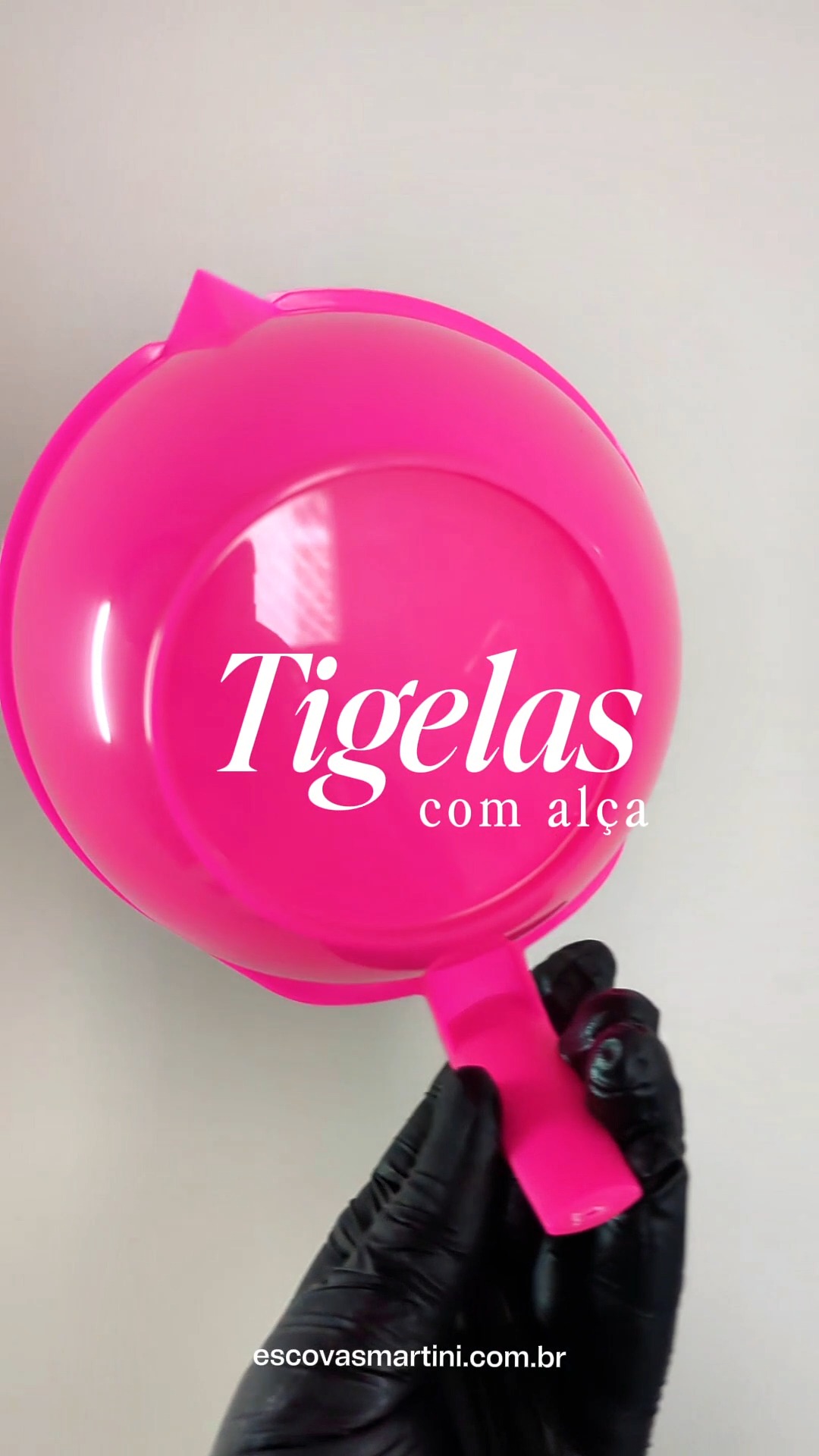Tigela colorida com alça.
Desenvolvida para trazer mais firmeza no manuseio e mais praticidade durante o uso.
Um item funcional, que faz diferença na rotina de quem trabalha com processos contínuos e em volume.
Para mais informações ou solicitações, fale com nossa equipe pelo link na bio.