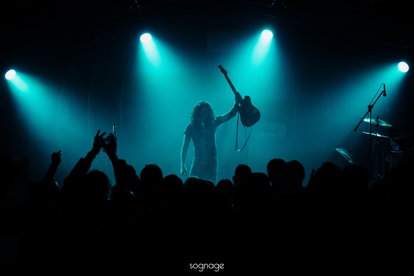 A massive thank you to @billyraffoul for an incredible show this weekend!
What an epic experience!
Massive shoutout to @tatum_tides for supporting!
Big love to @alexi_wolf 📸 for the snaps!
🐙🐙🐙