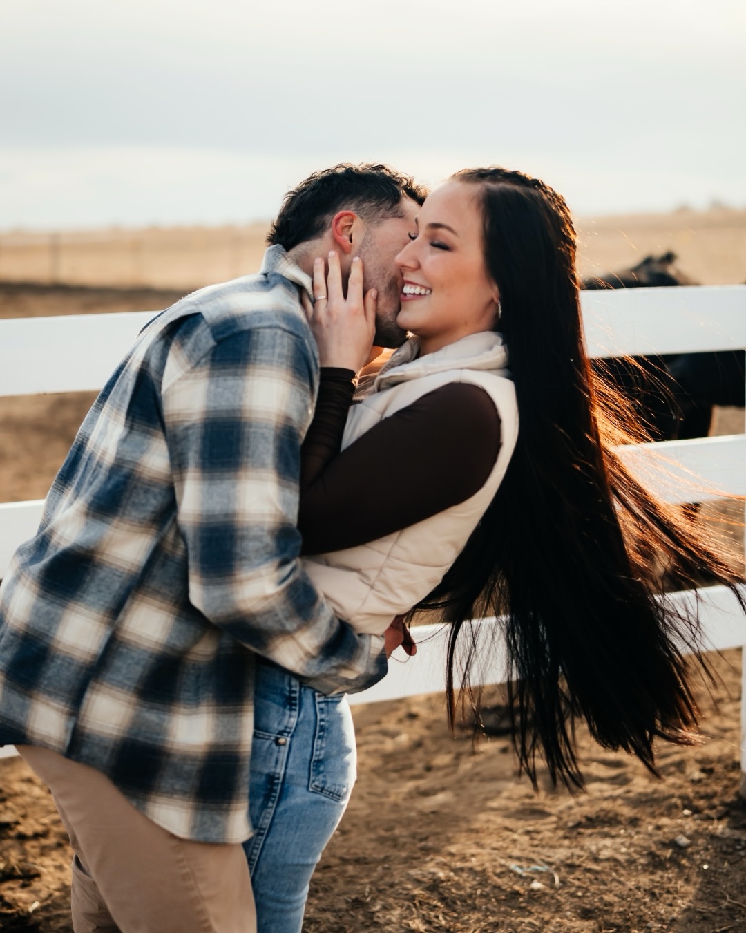 I’ll love ya till the cows come home 💕📸
Host/Planner @lacycrane.photo
Model Couple @m__marie18
Location @heartwoodsstudio
Photographer (me) @__mc__kenna__