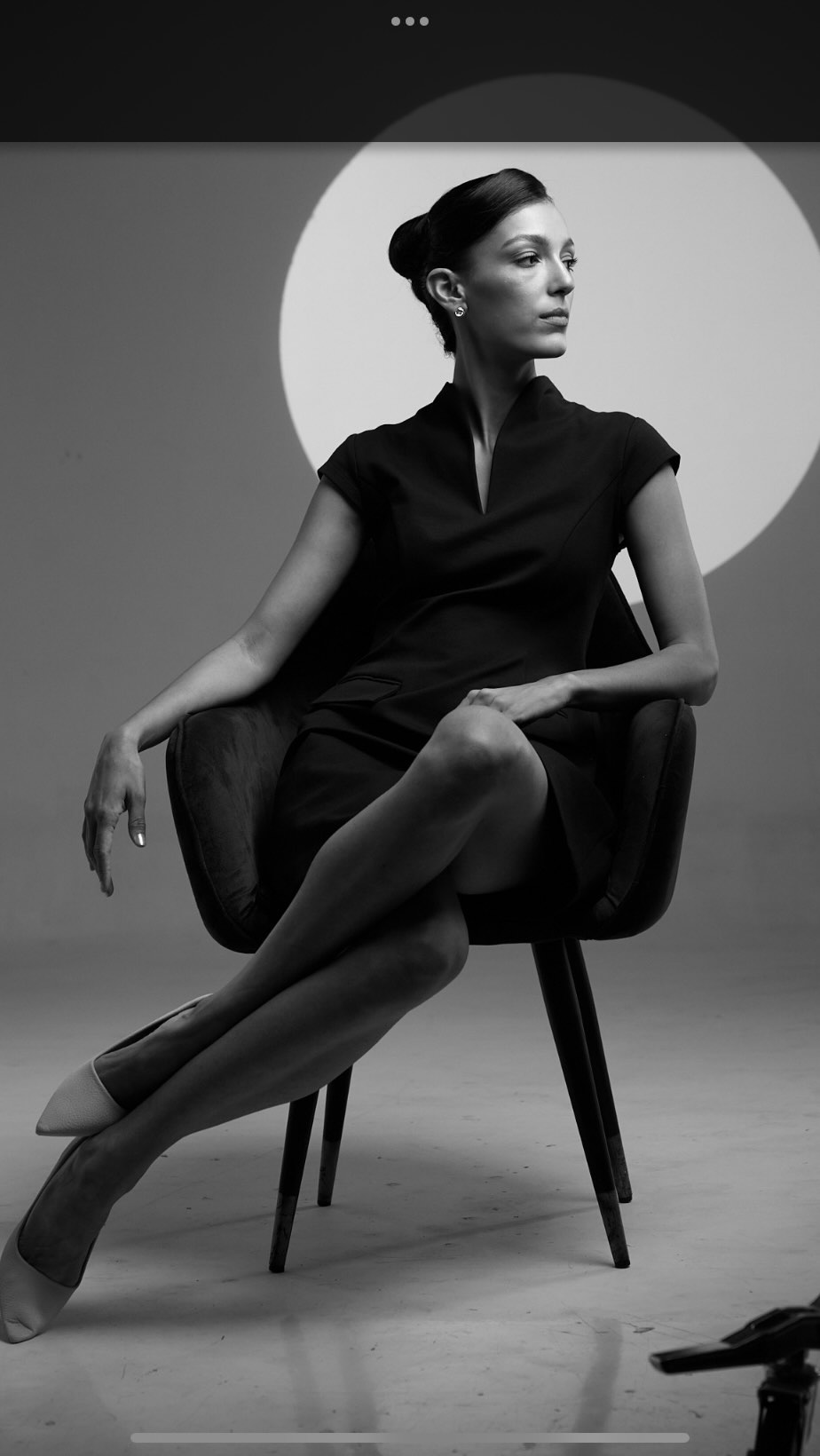 Same woman.
Different energy.
From second-guessing to stepping in with confidence.
From just showing up to owning the room.
The Rumii effect is real.
Experience it yourself at rumiifashion.com
#RumiiFashion #RumiiEffect #PowerDressing #ConfidenceInStyle #ModernWoman #ElegantStyle #TimelessDresses #WorkwearStyle #DressWithConfidence #StyleShift