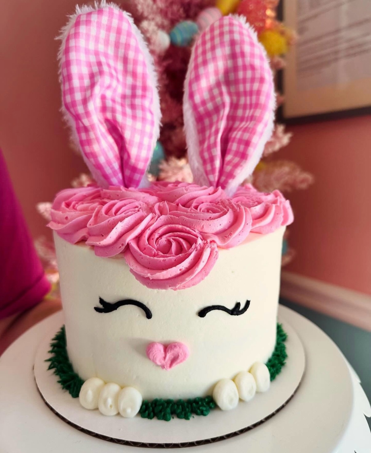 Don’t forget to call and get those PRE-ORDERS in!! 📞✨
We have the most adorable Easter-themed cakes that will make the perfect centerpiece for your dessert table! 🐰🌸
Available in all flavors, and we proudly accommodate all allergies upon request—so everyone can enjoy something sweet this holiday!
Call today to place your order: 706-550-0704 💕