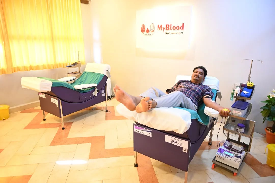 By stepping forward to donate blood, Parshwanath Patil made a valuable contribution to saving lives. His thoughtful gesture not only supports patients in critical need but also encourages others to embrace the spirit of compassion and community service.
.
.
.
#maheshfoundation #bloodbank #belagavi #karnataka #india