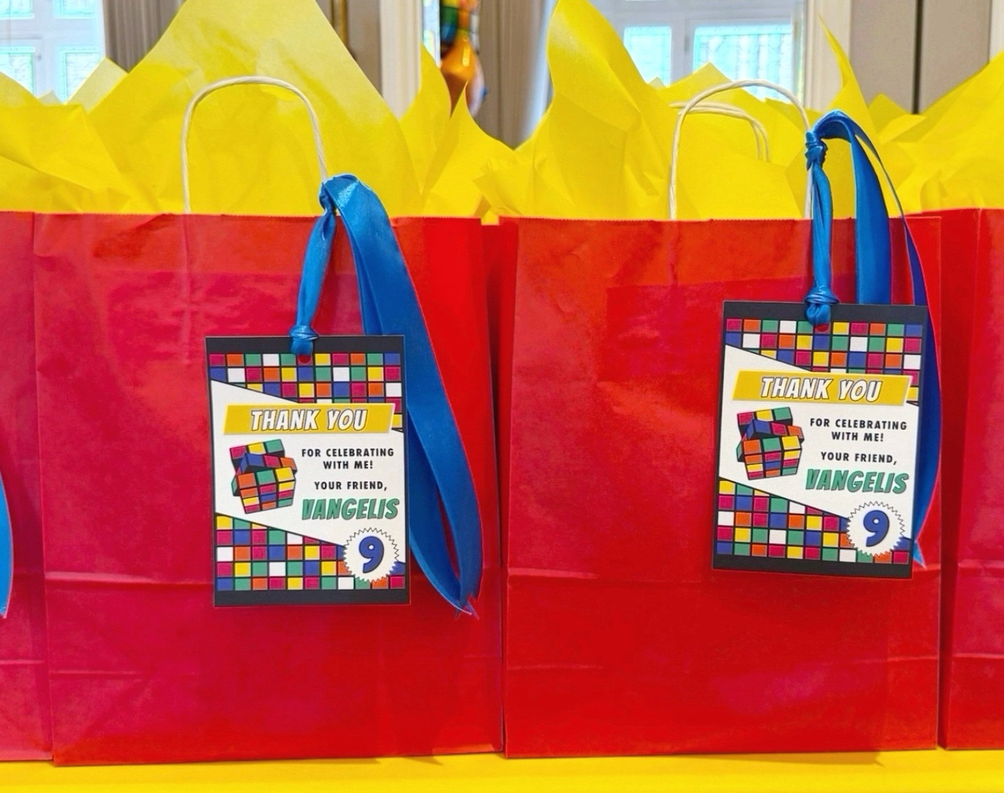 🎈💙 Rubiks Cube Party 💚🎈
*
*
#themedbirthday #partystyling #partystylinglondon #childrensbirthday #partyplanning #londonkids #londonmums #rubikscube #rubiks #childrenspartylondon #kidspartylondon #rubikscubeparty #rubikscubetheme #puzzleparty #eventdesign #partydecorlondon #birthdaypartyideas #partyplanning #partyplanner #partystyling #birthday #birthdayfun #kidsinlondon #londonkids #birthdaydecor #themedparty #bespokeparty #balloons #paperdisco #liquidbears