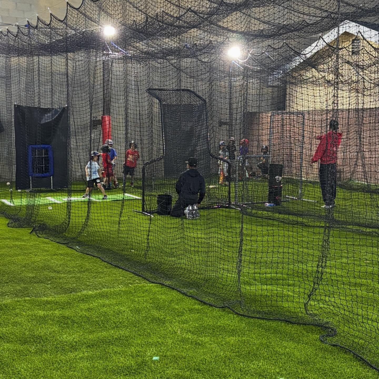 7/8u Started Tonight For The Nats ⚾️‼️‼️
Very excited to see the young talent from all around our local city’s and community
Please feel free to inquire about your young players and how to join the SoCal Family