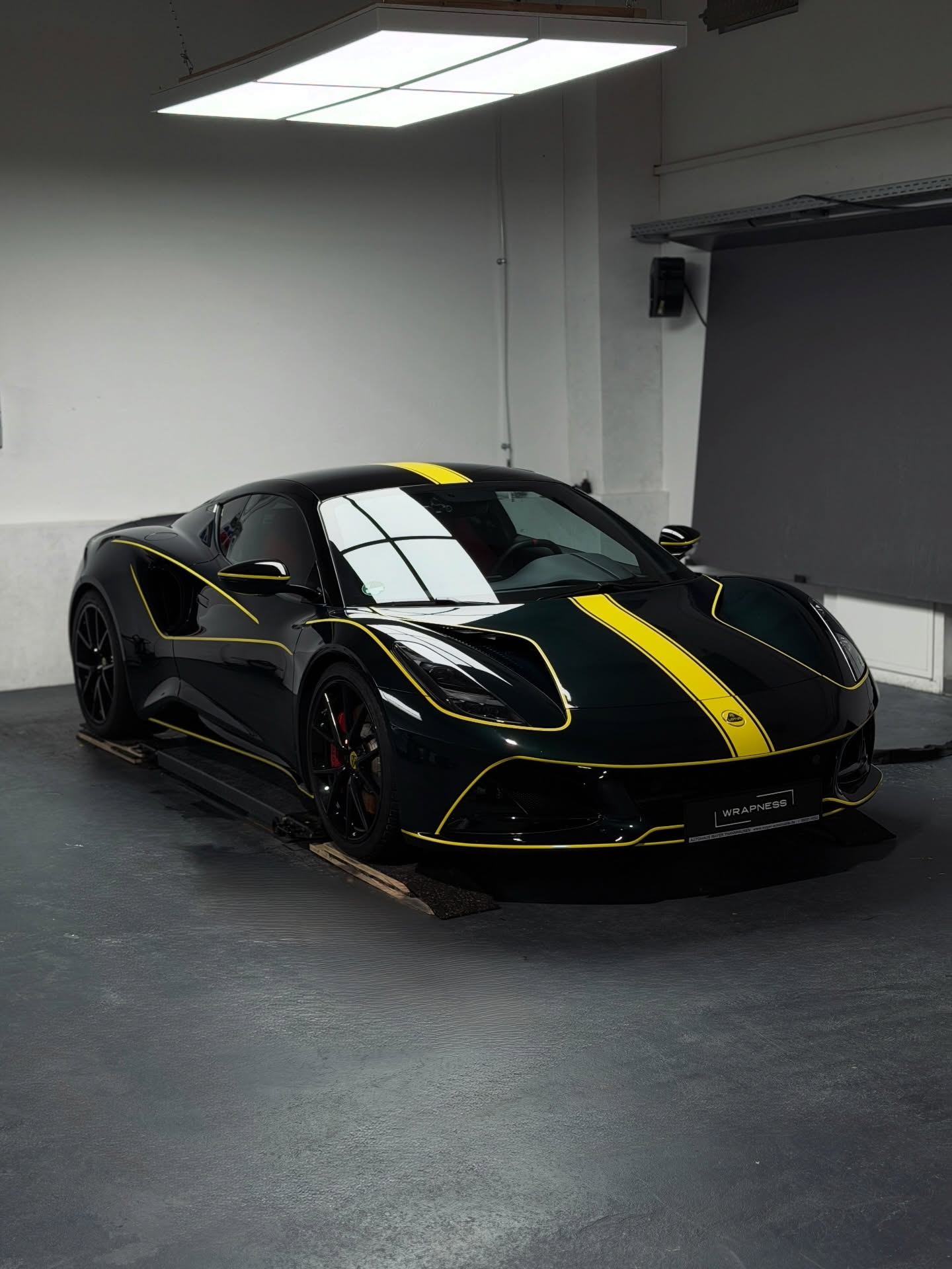 Lotus Emira First Edition 🏁– Design & Protection🛡️
This Lotus Emira First Edition is now protected with premium XPEL Paint Protection Film.
To highlight the Emira’s sharp lines, we added a custom yellow accent design that emphasizes the contours and adds an extra sporty touch.
Design meets protection. 🏁✨
#lotusemira #lotus #xpel #ppf #paintprotectionfilm