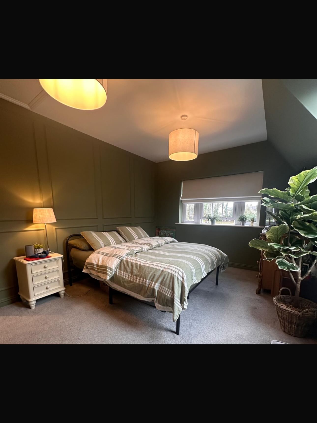 Recent before and after shots of wall panelling completed in Cambridge.
#cambridge #panelling #wallpanelling #bedroomdecor